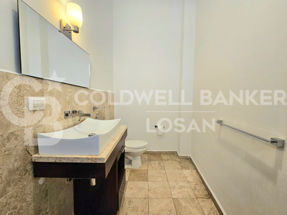 Naucalpan de Juárez, Estado de méxico, 53297, Mexico, 3 Bedrooms Bedrooms, ,3 BathroomsBathrooms,Residential,For Sale,1916979