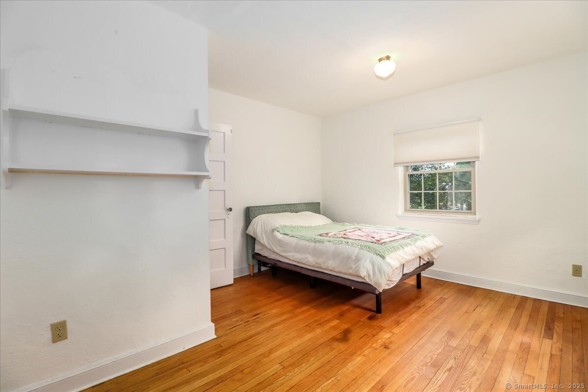 North Haven, Connecticut, 06473, United States, 4 Bedrooms Bedrooms, ,3 BathroomsBathrooms,Residential,For Sale,1940300