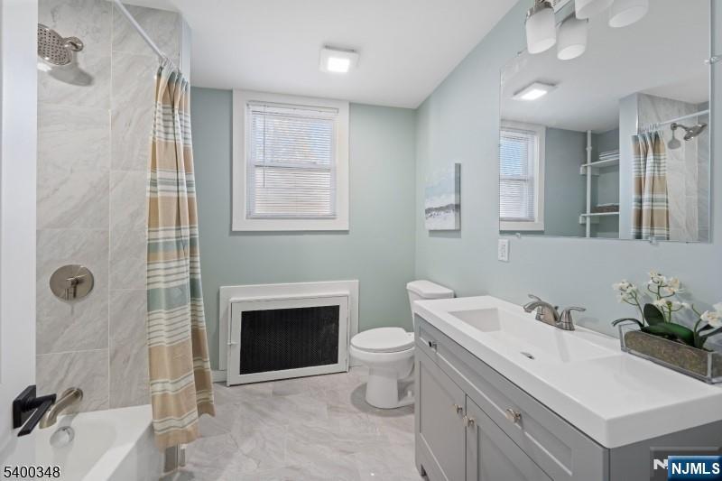 Bloomfield, New Jersey, 07003, United States, 6 Bedrooms Bedrooms, ,3 BathroomsBathrooms,Residential,For Sale,2003038