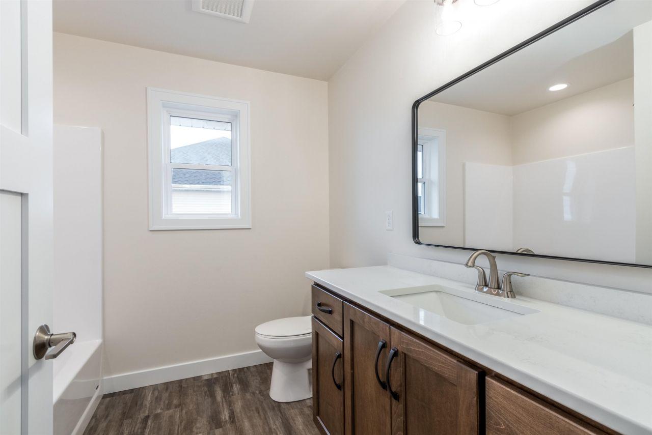 DE PERE, Wisconsin, 54115, United States, 3 Bedrooms Bedrooms, ,3 BathroomsBathrooms,Residential,For Sale,1695788