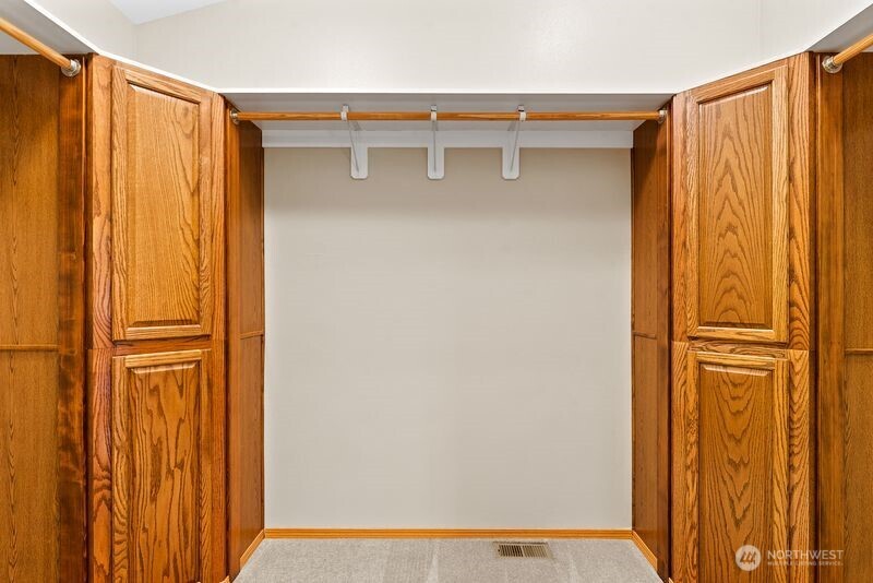 Wenatchee, Washington, 98801, United States, 3 Bedrooms Bedrooms, ,1 BathroomBathrooms,Residential,For Sale,1989040