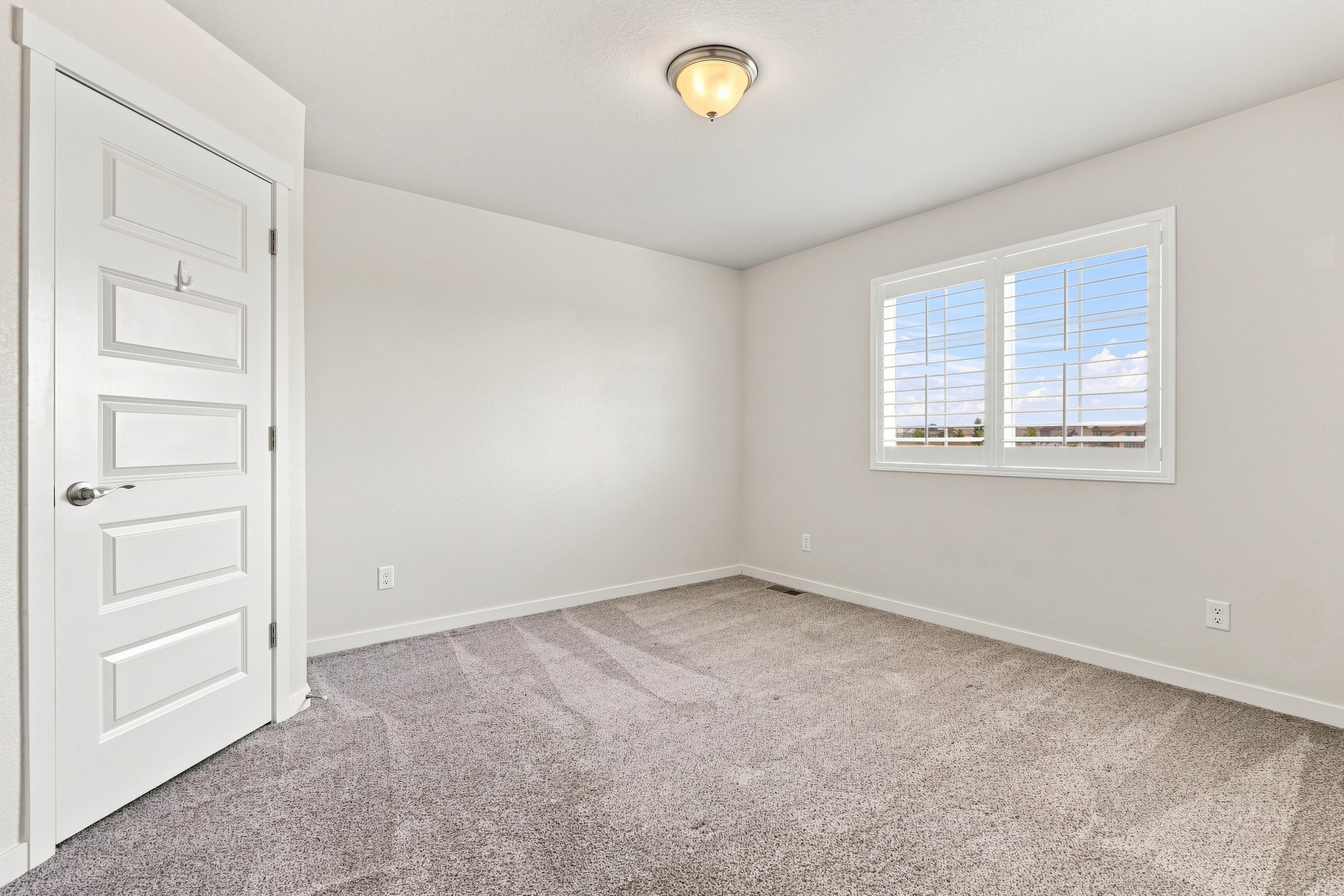  Modern Comfort Meets Everyday Function at 1123 Ibex Drive - 物件實景