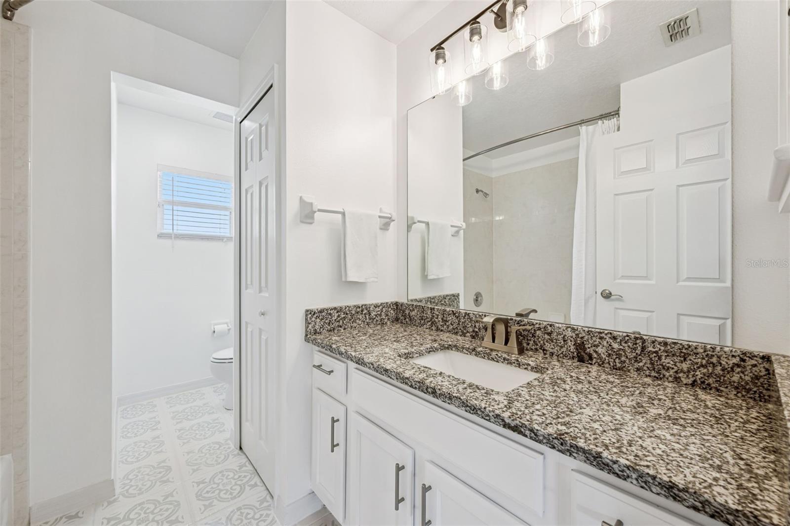 ORLANDO, Florida, 32837, United States, 5 Bedrooms Bedrooms, ,3 BathroomsBathrooms,Residential,For Sale,2010321