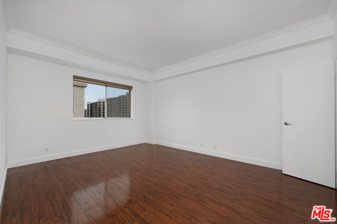 Los Angeles, California, 90024, United States, 3 Bedrooms Bedrooms, ,1 BathroomBathrooms,Residential,For Sale,1819230