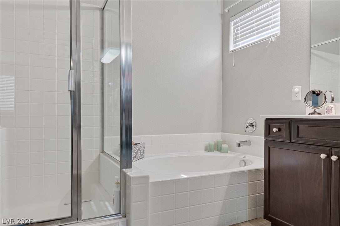 Las Vegas, Nevada, 89129, United States, 4 Bedrooms Bedrooms, ,3 BathroomsBathrooms,Residential,For Sale,2023651