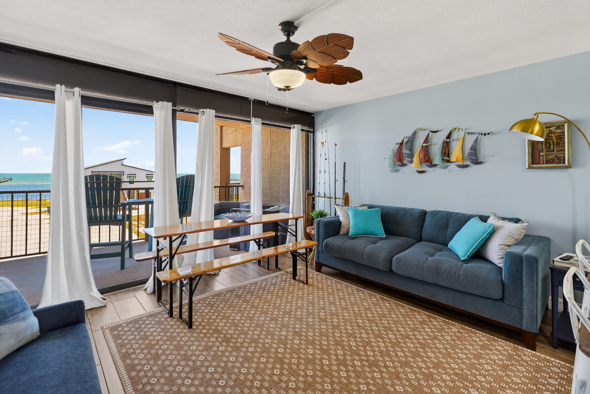  Furnished Condo with Stunning Bay Views - 物件實景