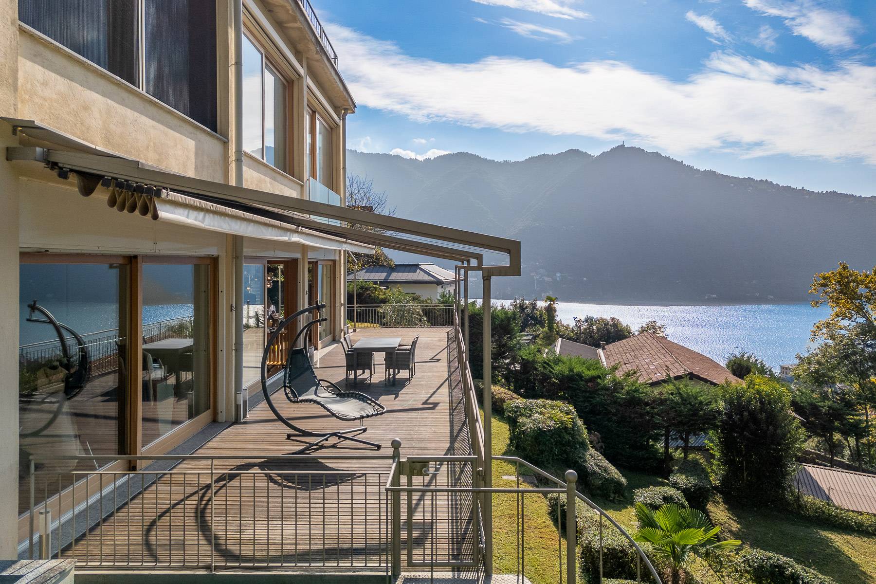  Contemporary Apartment with Breathtaking Lake View - 物件實景