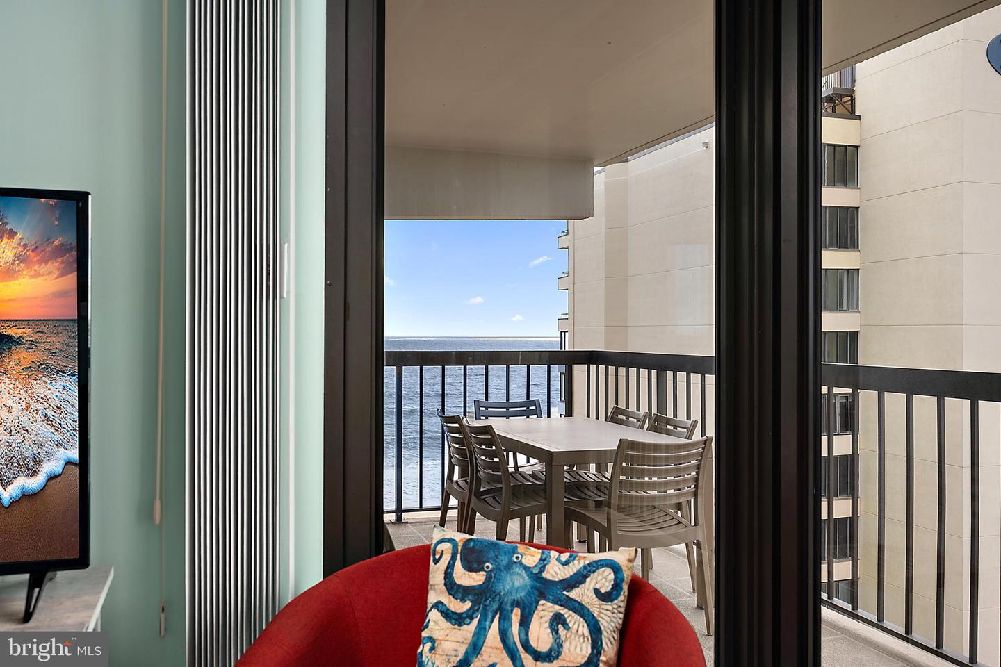 Ocean City, Maryland, 21842, United States, 2 Bedrooms Bedrooms, ,2 BathroomsBathrooms,Residential,For Sale,1956111