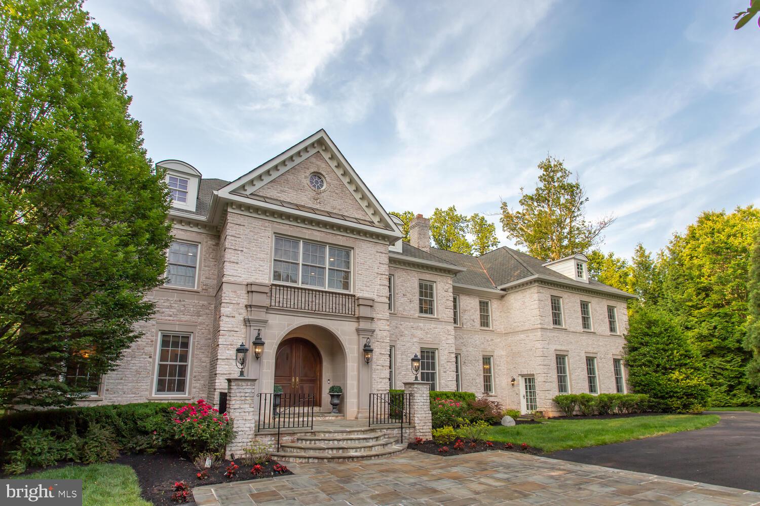 Mclean, Virginia, 22102, United States, 7 Bedrooms Bedrooms, ,10 BathroomsBathrooms,Residential,For Sale,1842537