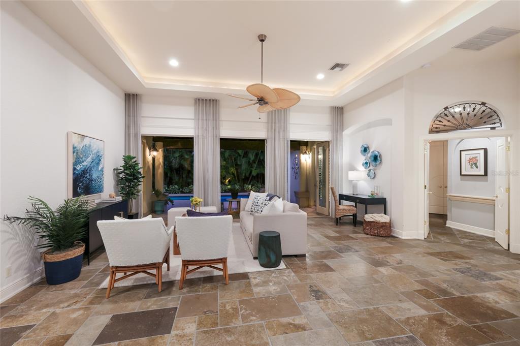 Sarasota, Florida, 34234, United States, 3 Bedrooms Bedrooms, ,3 BathroomsBathrooms,Residential,For Sale,1989538