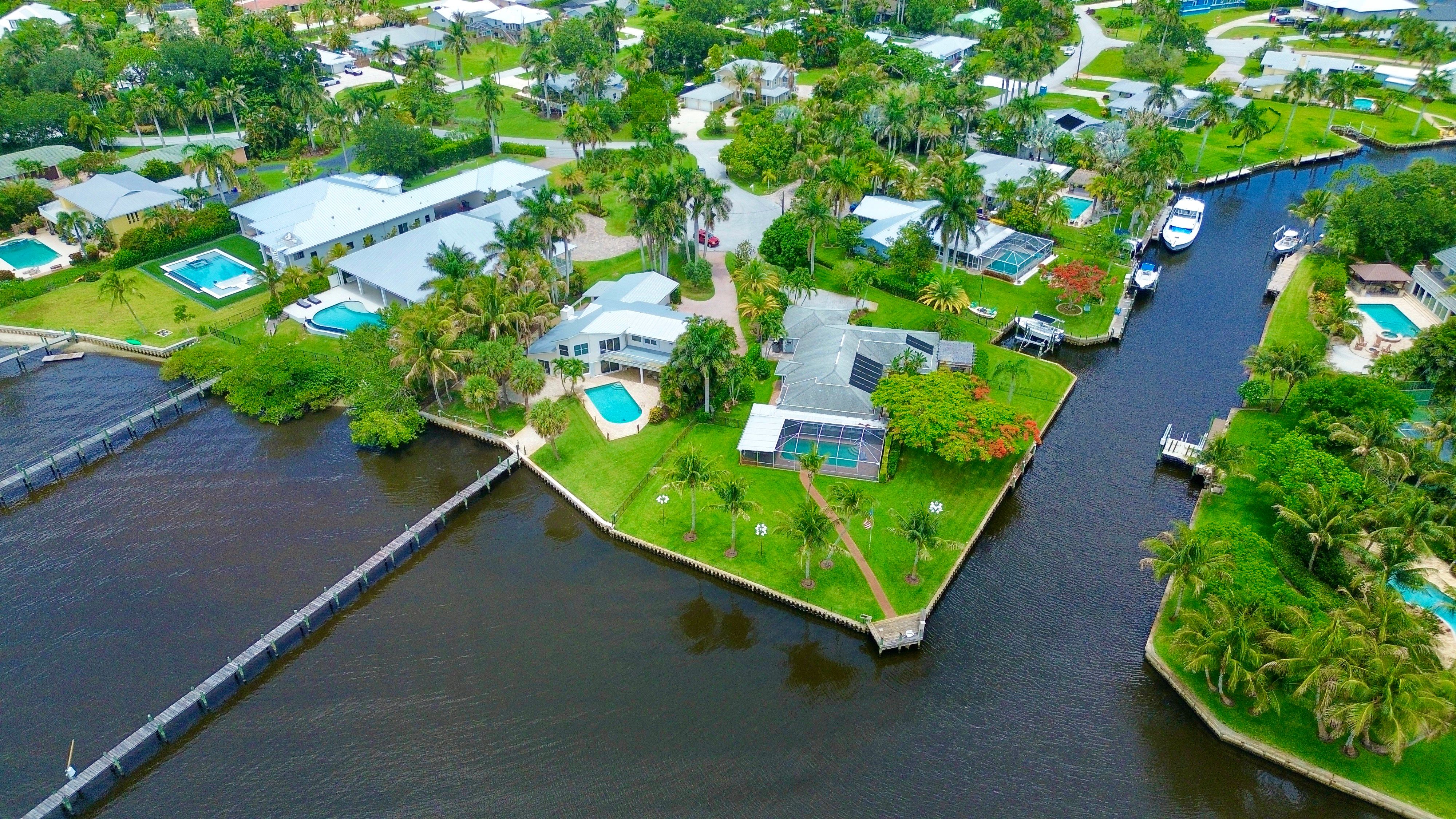  1910 NW Cove Circle, Stuart, FL, 34994 - 物件實景