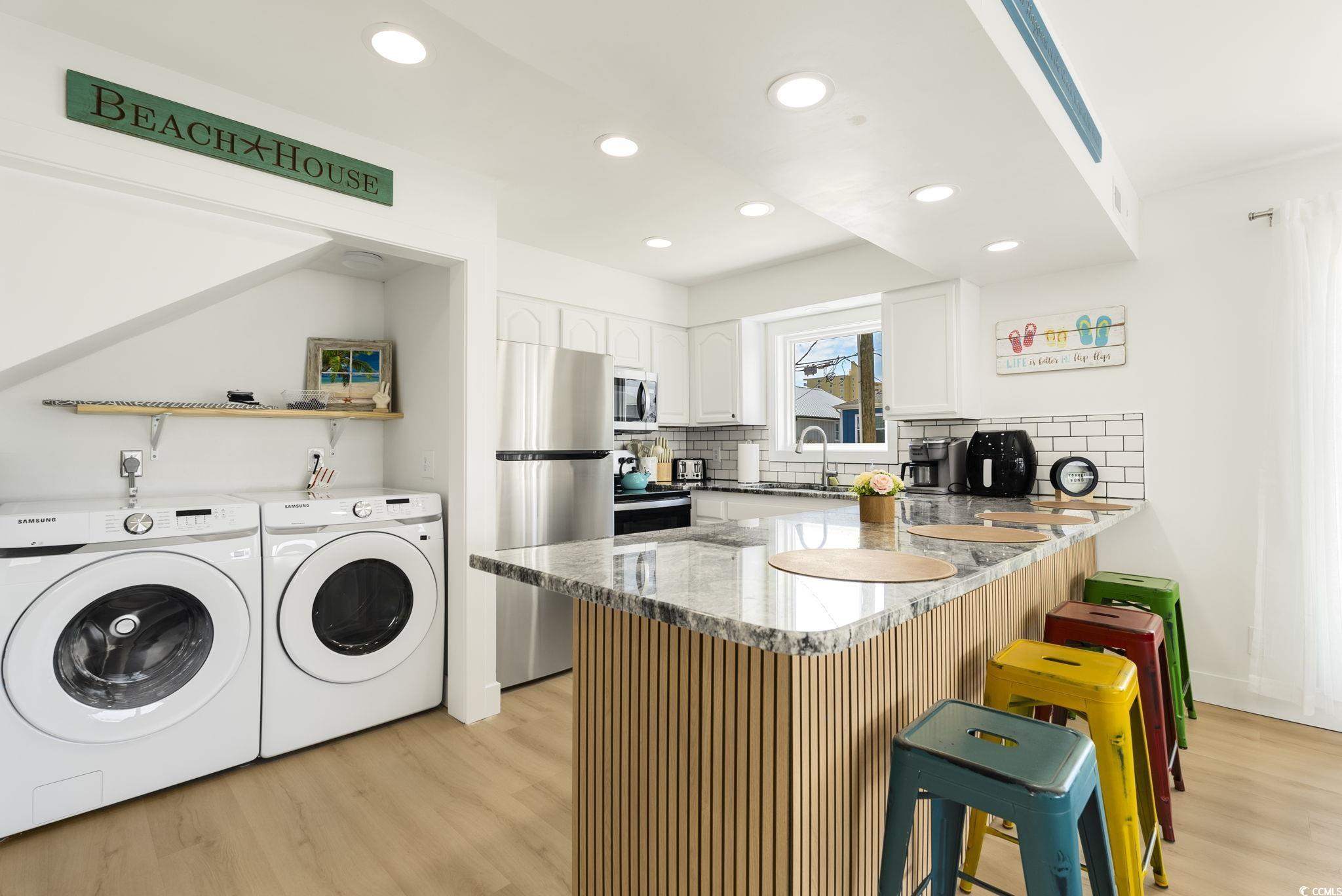 North Myrtle Beach, South Carolina, 29582, United States, 6 Bedrooms Bedrooms, ,4 BathroomsBathrooms,Residential,For Sale,1979698