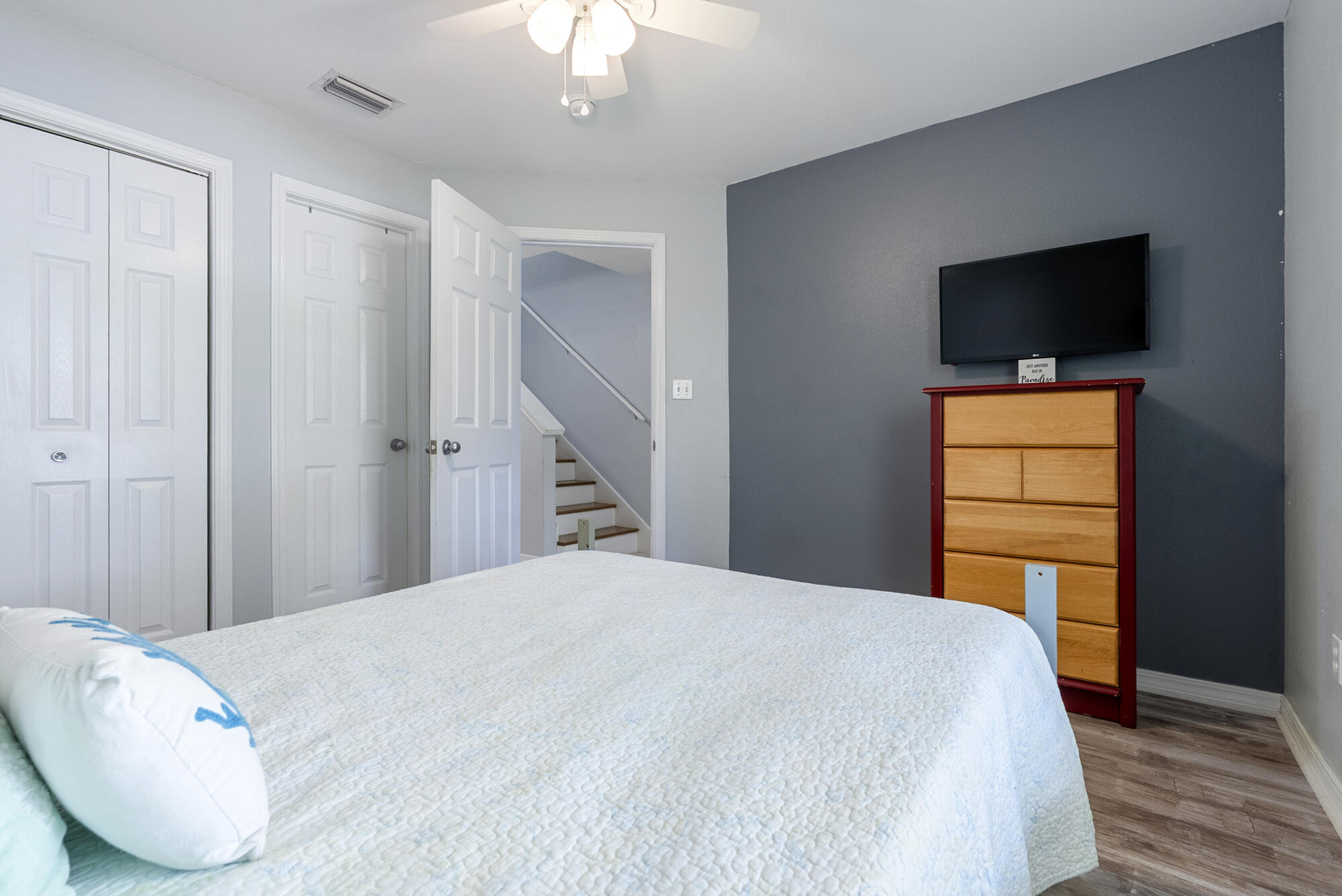 Navarre, Florida, 32566, United States, 3 Bedrooms Bedrooms, ,5 BathroomsBathrooms,Residential,For Sale,1956156