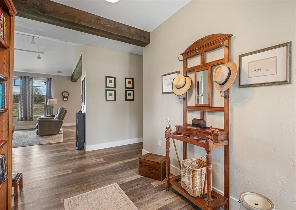 Kalispell, Montana, 59901, United States, 4 Bedrooms Bedrooms, ,3 BathroomsBathrooms,Residential,For Sale,1936978