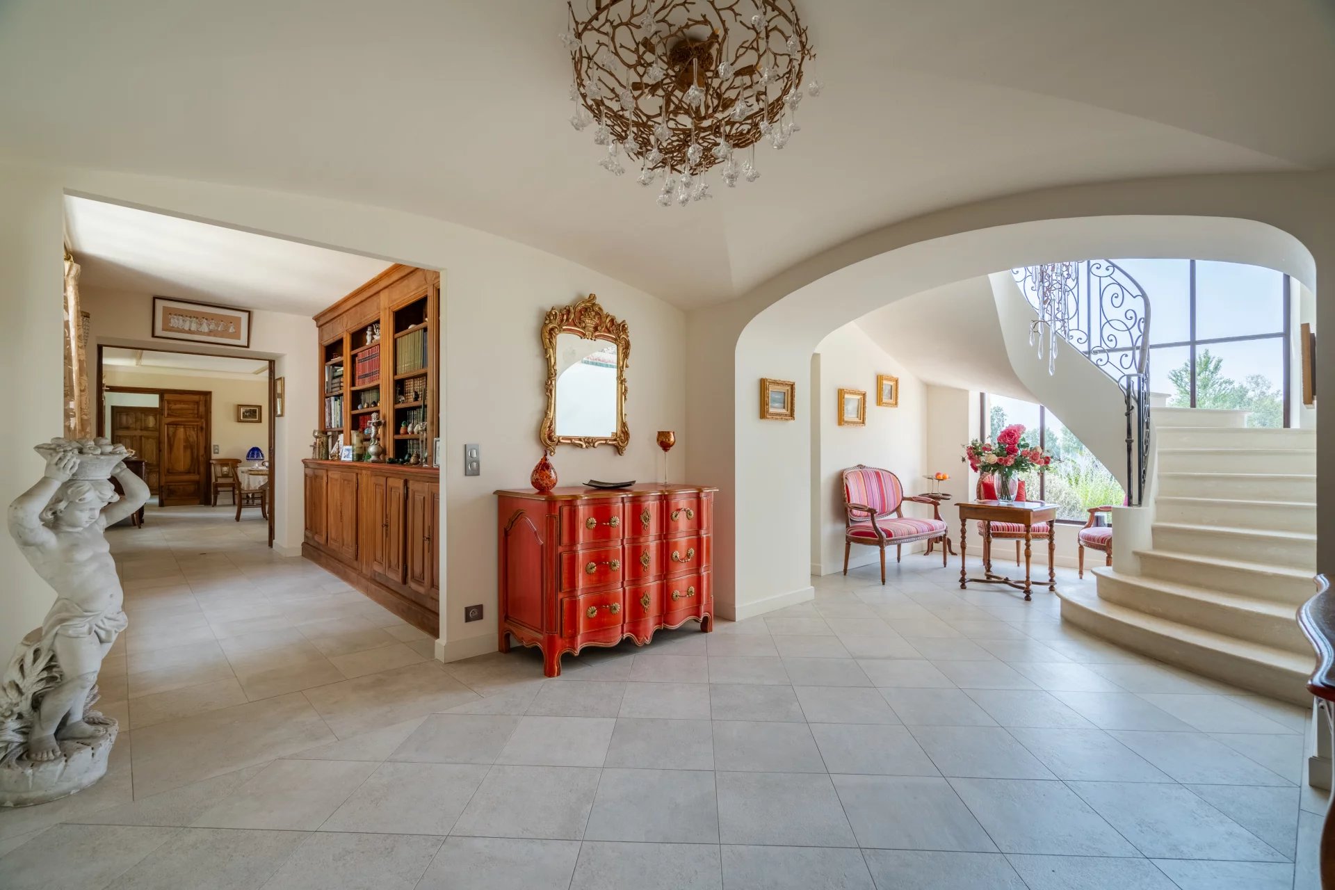 Arles, Provence-Alpes-Côte d’Azur, 13200, FR, ,Residential,For Sale,1987892