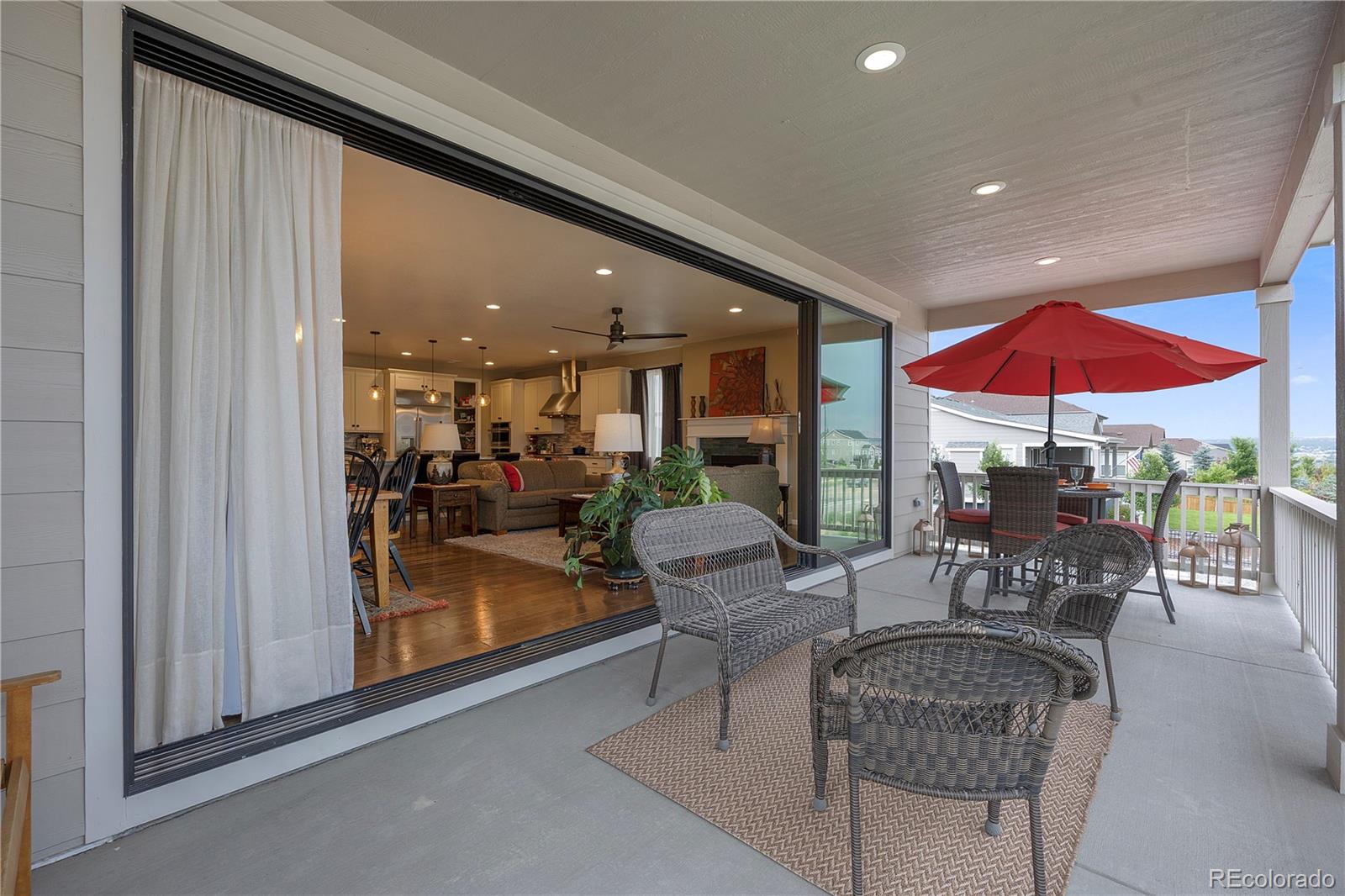 Castle Rock, Colorado, 80108, United States, 5 Bedrooms Bedrooms, ,1 BathroomBathrooms,Residential,For Sale,1906809