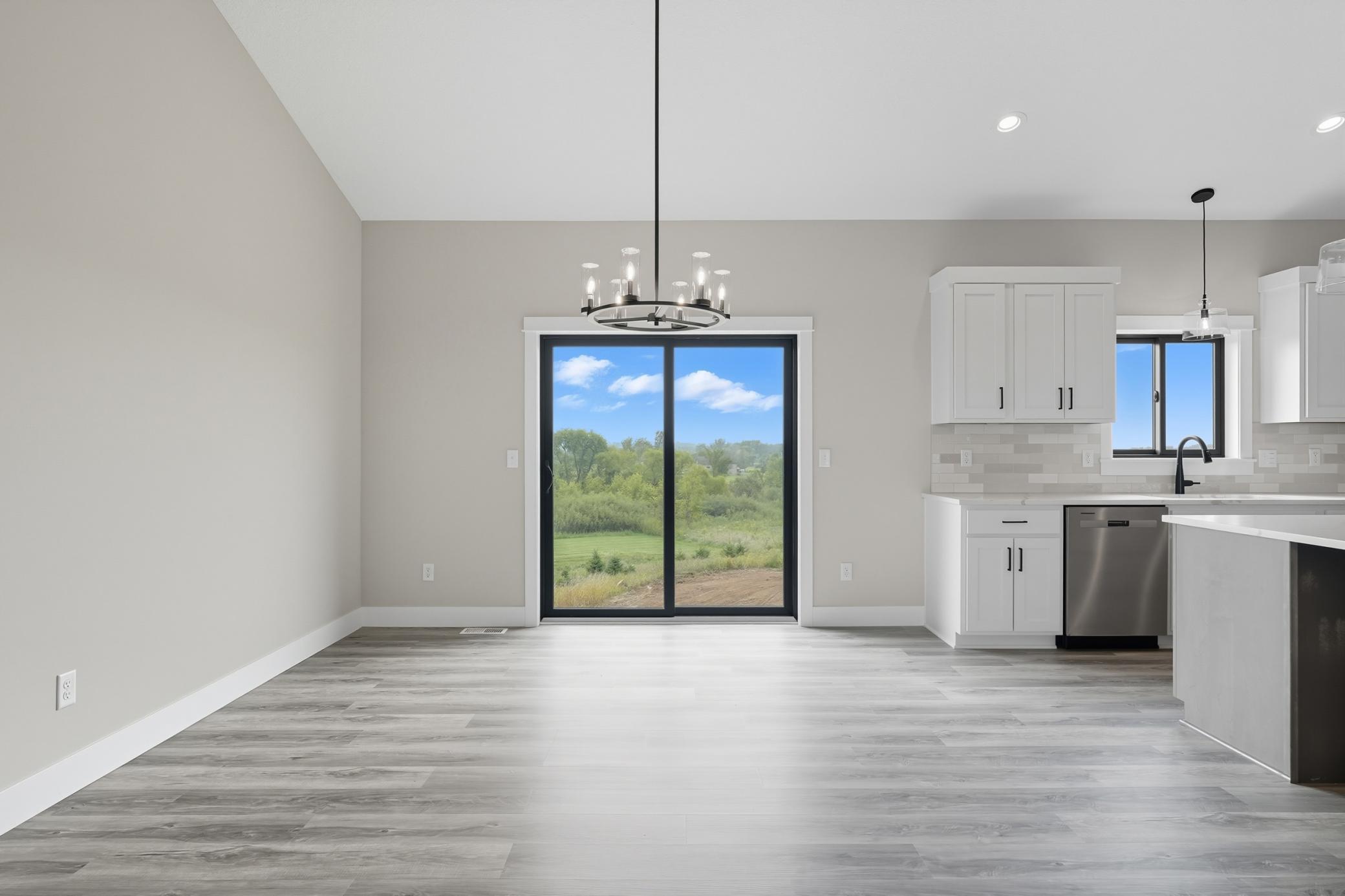 Hammond, Wisconsin, 54015, United States, 3 Bedrooms Bedrooms, ,2 BathroomsBathrooms,Residential,For Sale,1949825