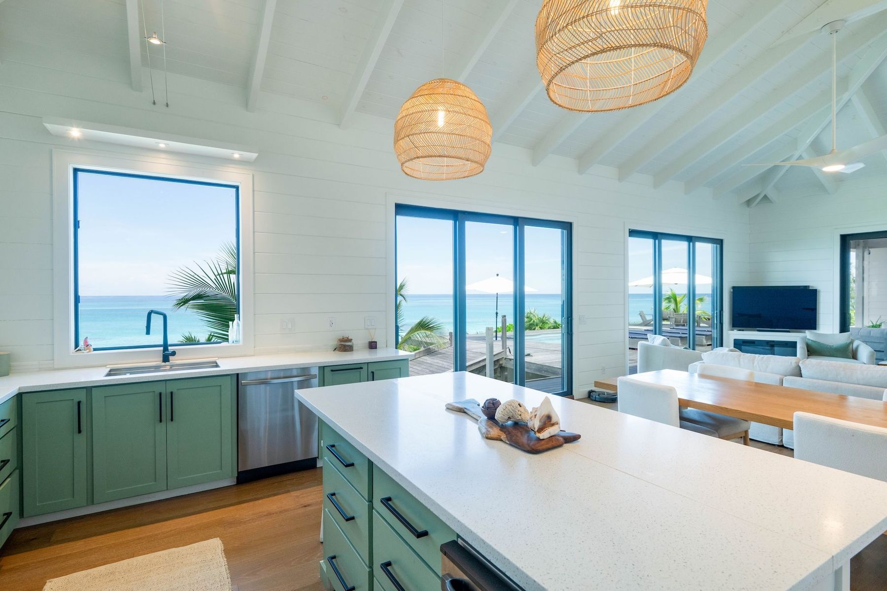  Luxury Beachfront Home with Boat Slip - 物件實景