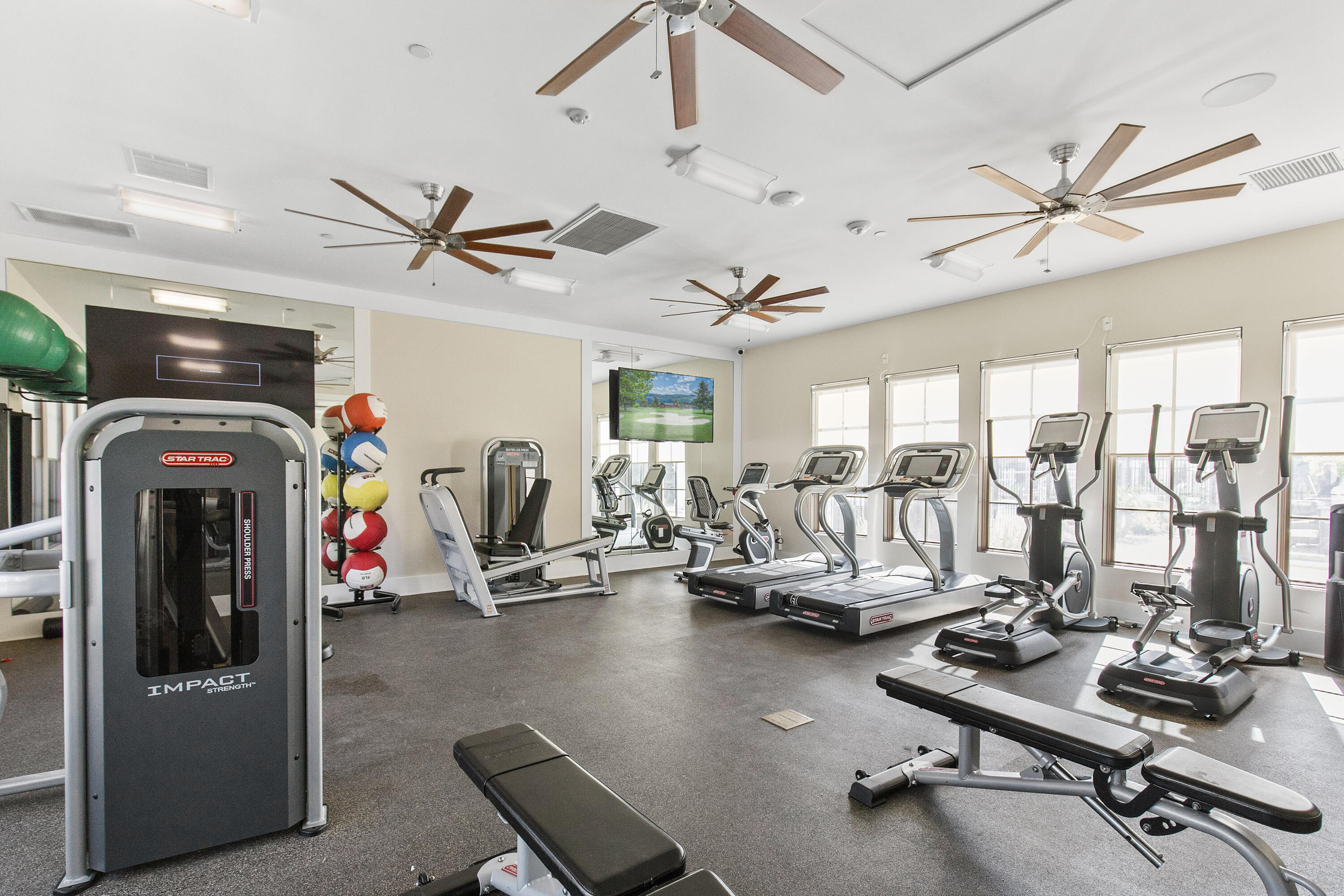 La Quinta, California, 92253, United States, 3 Bedrooms Bedrooms, ,3 BathroomsBathrooms,Residential,For Sale,1940982