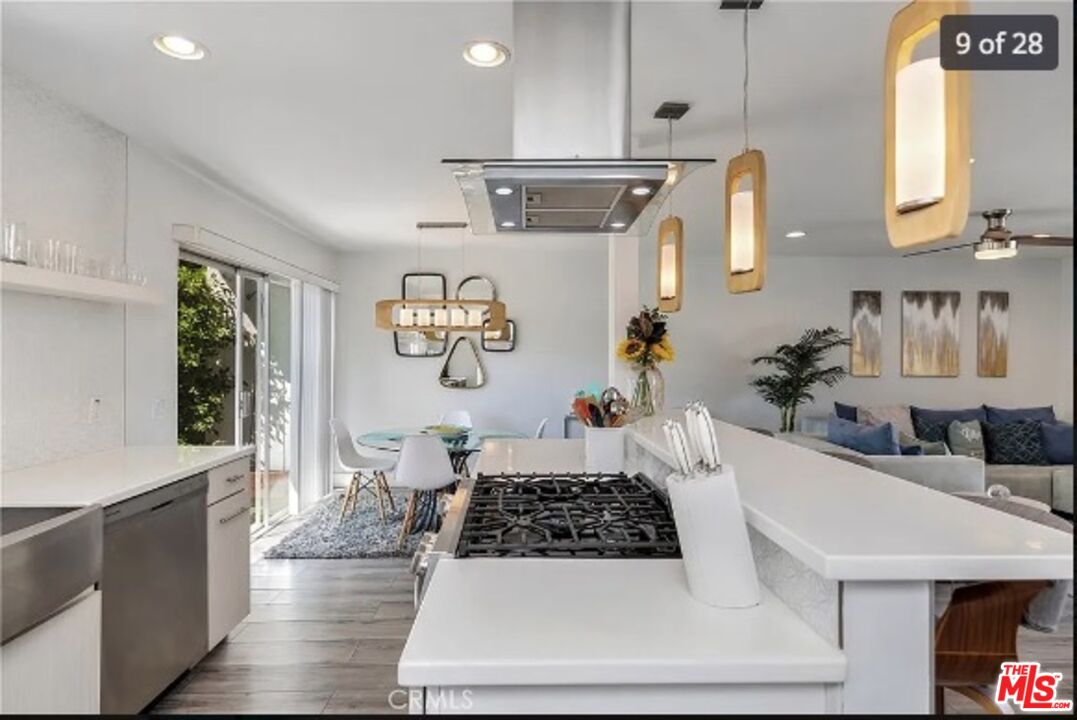 Palm Desert, California, 92260, United States, 2 Bedrooms Bedrooms, ,3 BathroomsBathrooms,Residential,For Sale,1840137