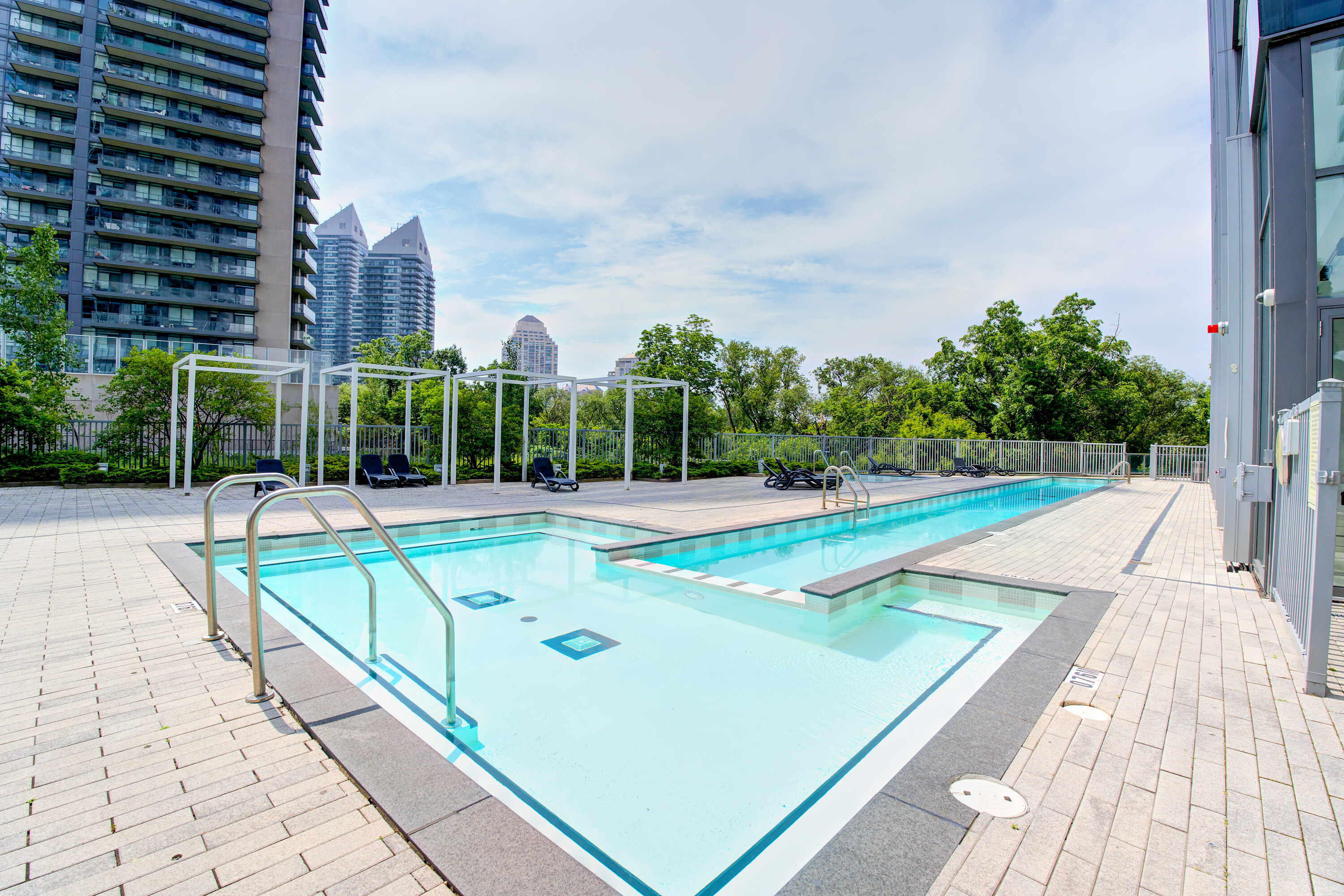  South Beach Condos - 物件實景