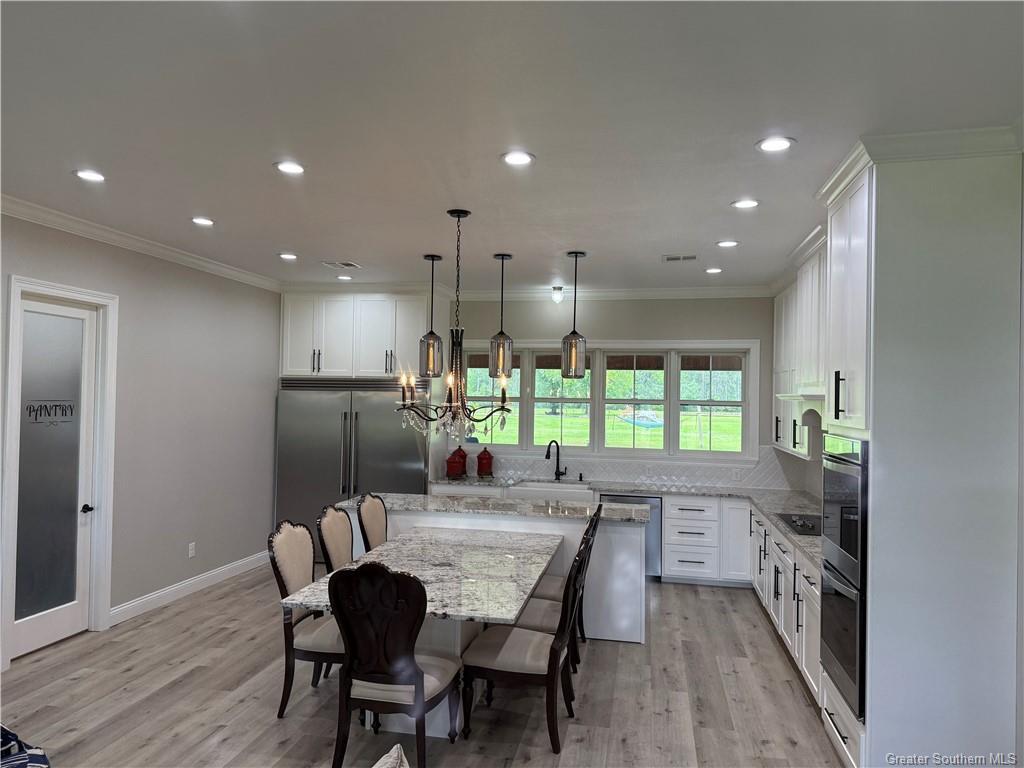 Dequincy, Louisiana, 70633, United States, 5 Bedrooms Bedrooms, ,3 BathroomsBathrooms,Residential,For Sale,1806422