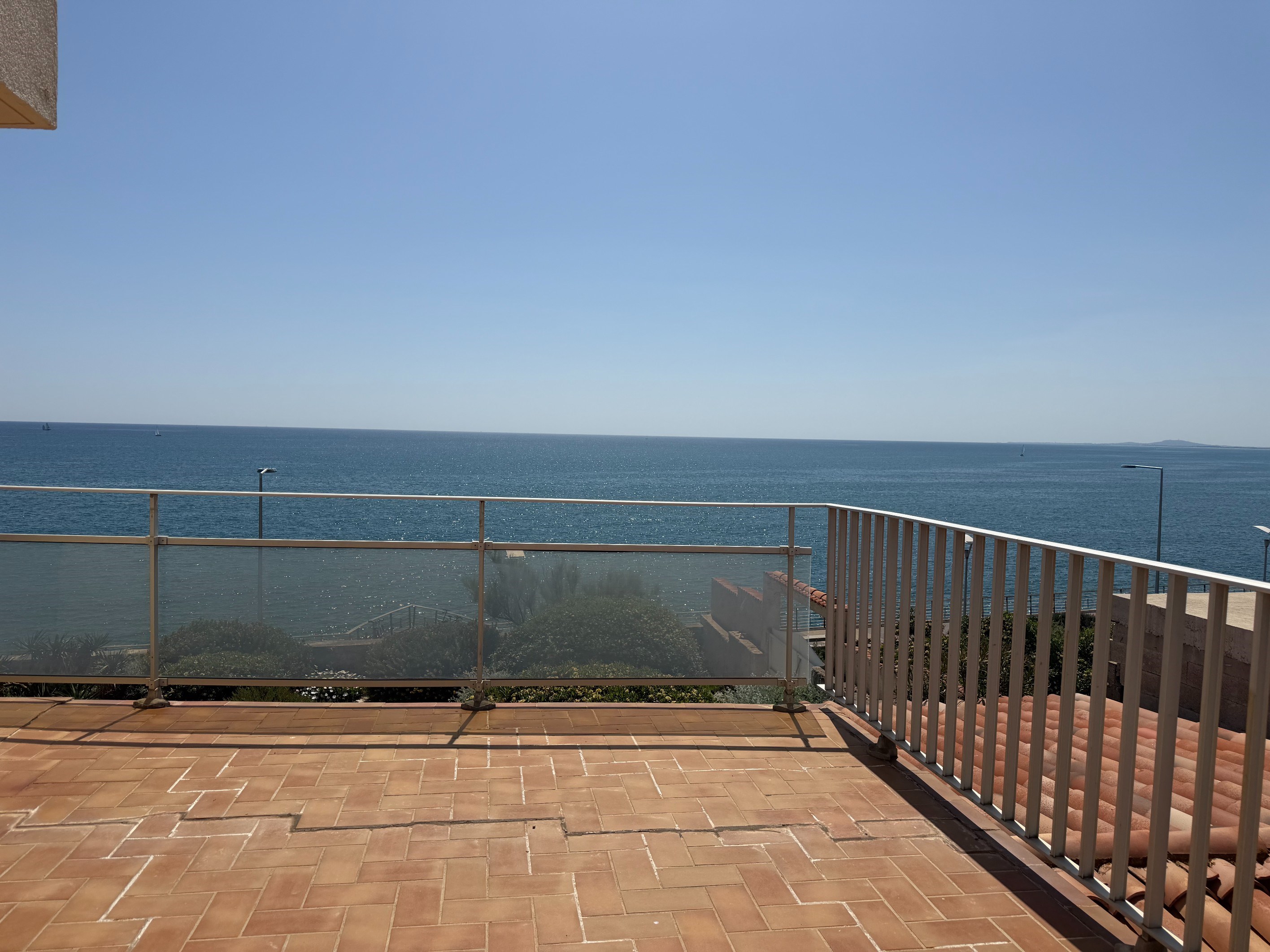  First line with sea view, 5-room duplex apartment... - 物件實景