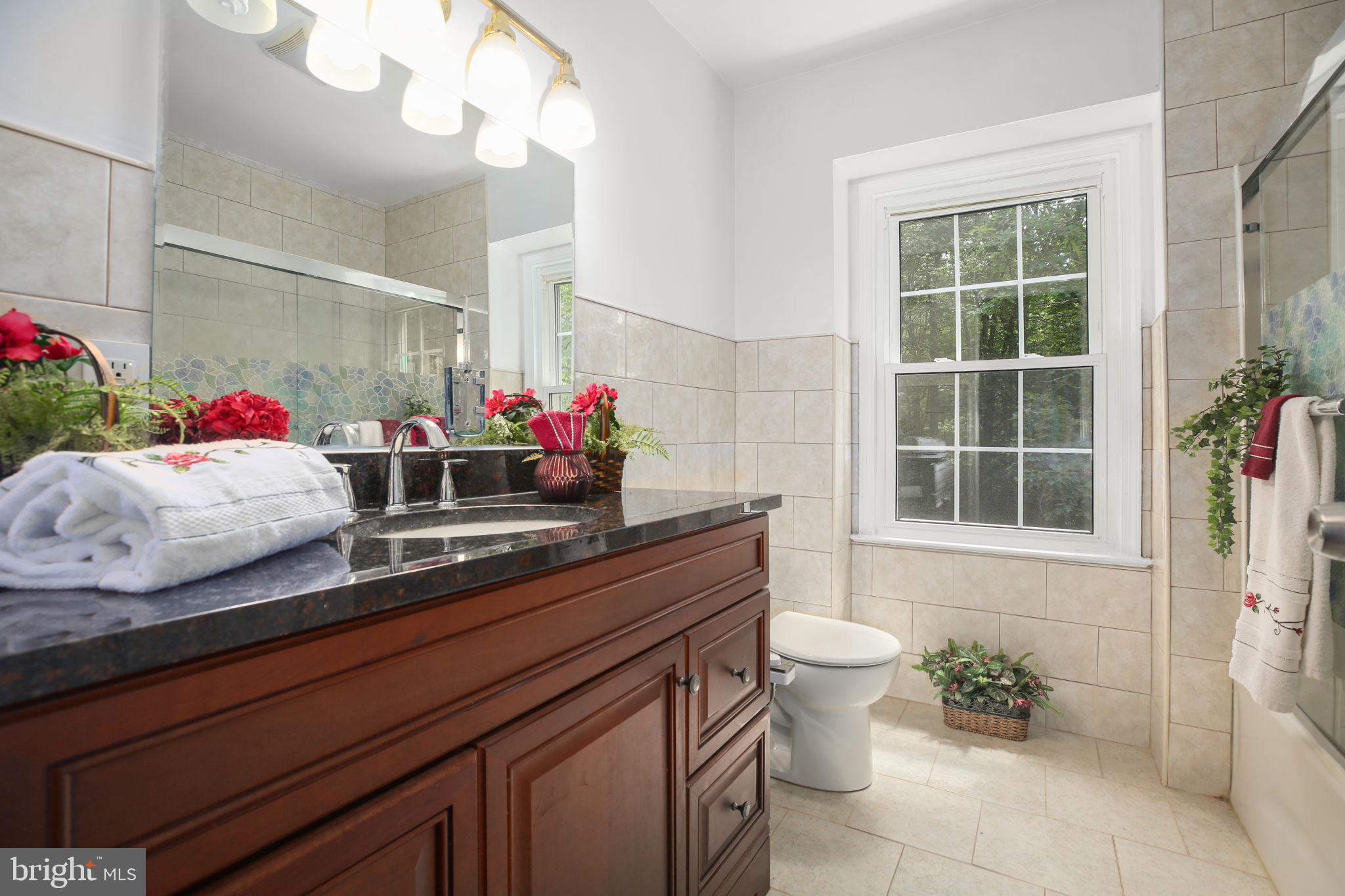 Fairfax Station, Virginia, 22039, United States, 4 Bedrooms Bedrooms, ,3 BathroomsBathrooms,Residential,For Sale,2049120