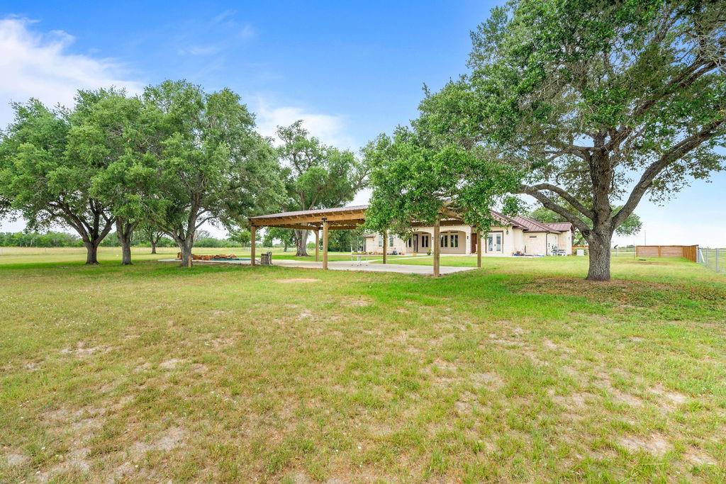 Beeville, Texas, 78102, United States, 4 Bedrooms Bedrooms, ,3 BathroomsBathrooms,Residential,For Sale,1857883