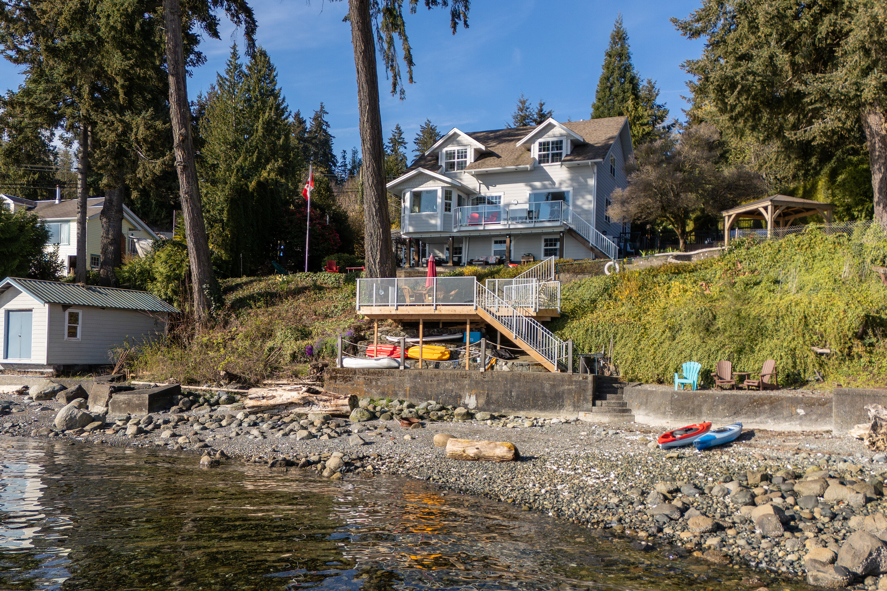  Ladysmith Bespoke Oceanfront - 物件實景