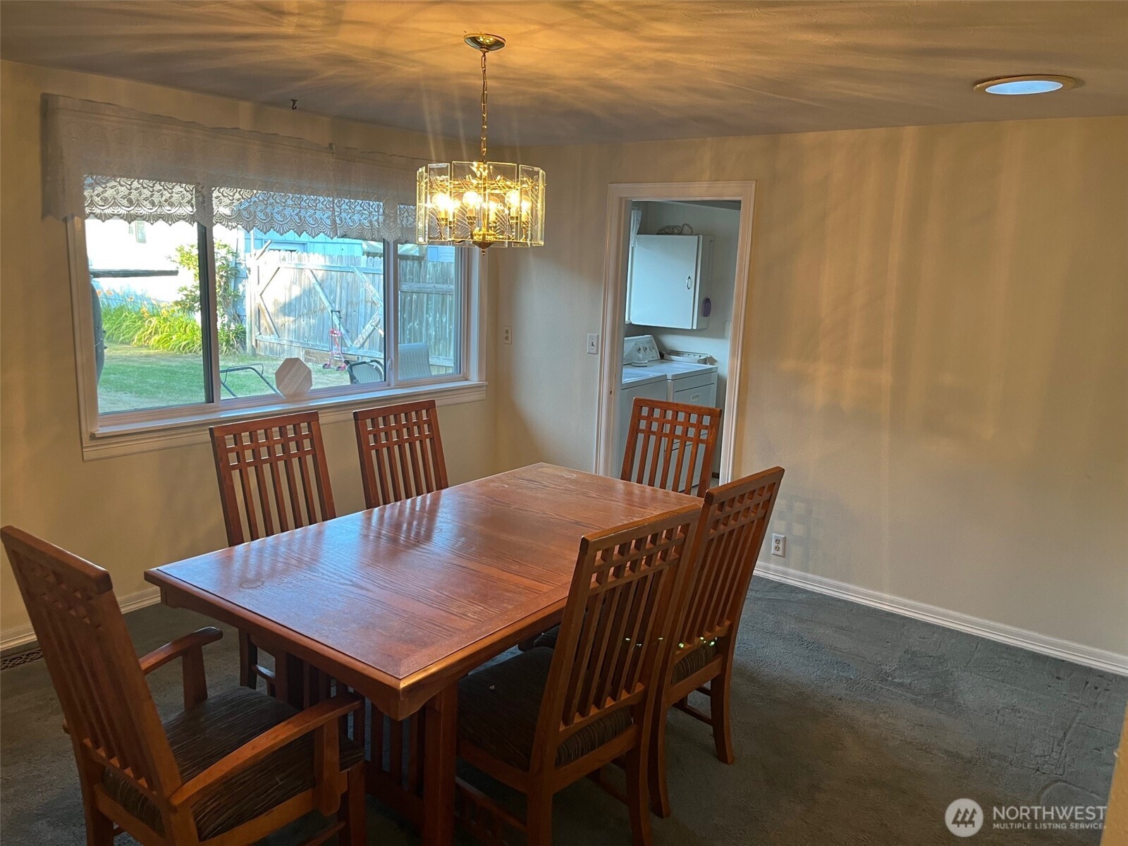 Auburn, Washington, 98002, United States, 5 Bedrooms Bedrooms, ,1 BathroomBathrooms,Residential,For Sale,1930988