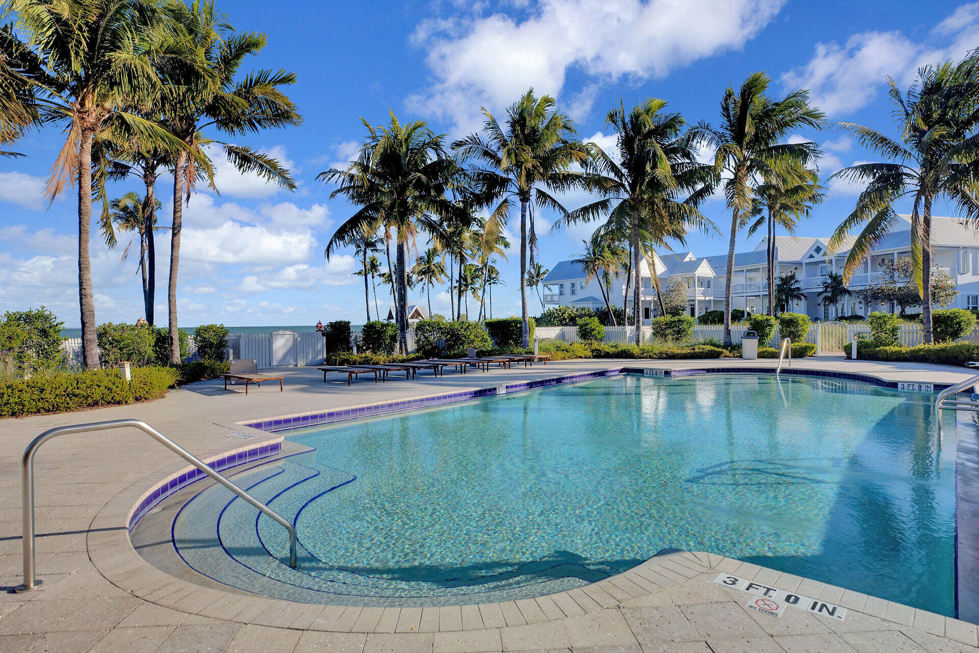 MARATHON, Florida, 33050, United States, 3 Bedrooms Bedrooms, ,4 BathroomsBathrooms,Residential,For Sale,1804124