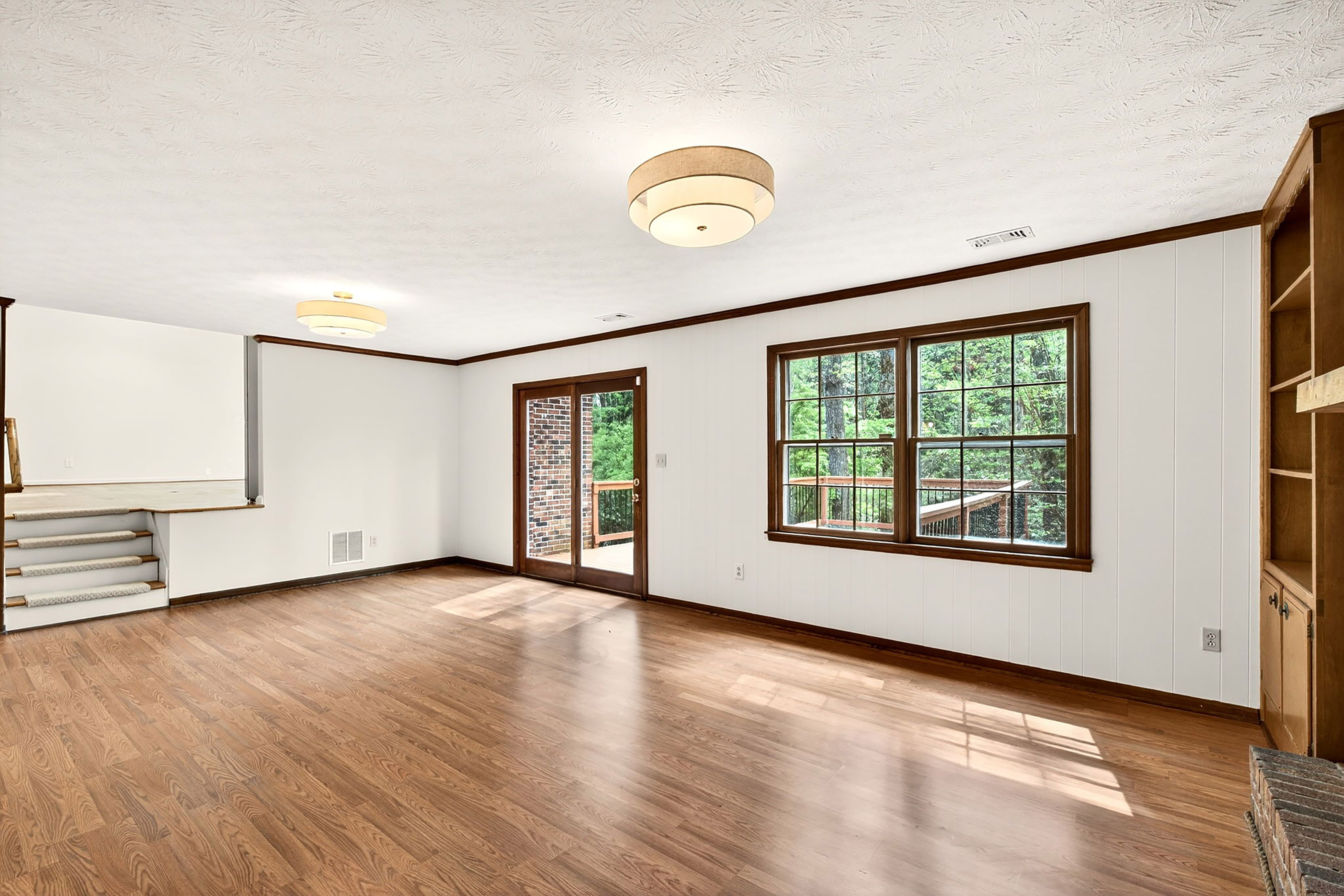  Thoughtfully Expanded and Updated Dunwoody Home on Wooded 0.82+/- Acre Lot - 物件實景