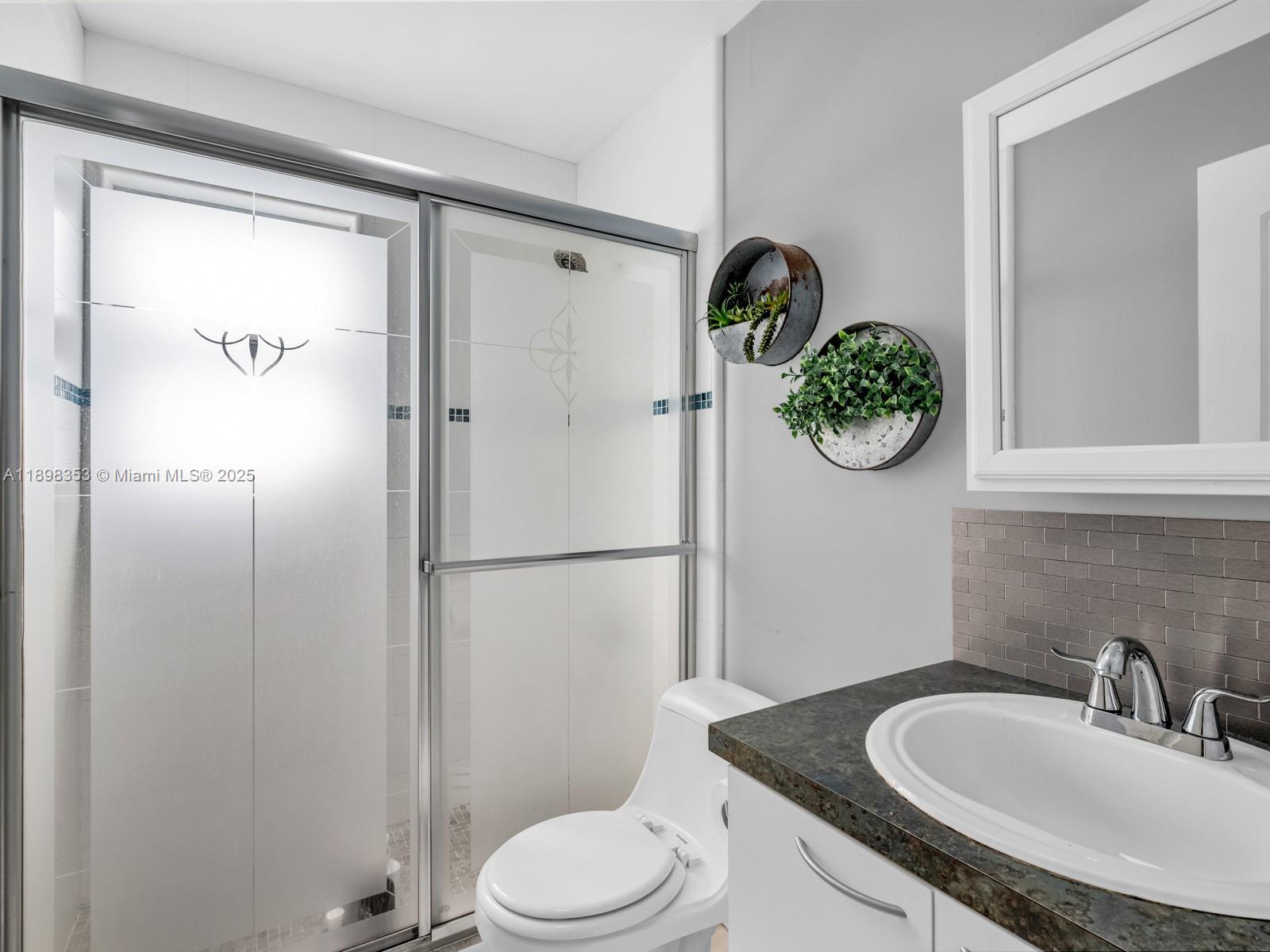 Miami, Florida, 33175, United States, 4 Bedrooms Bedrooms, ,2 BathroomsBathrooms,Residential,For Sale,1979447