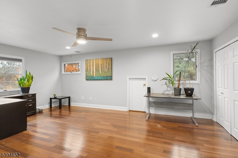 Warren Twp., New Jersey, 07059, United States, 4 Bedrooms Bedrooms, ,4 BathroomsBathrooms,Residential,For Sale,1988367