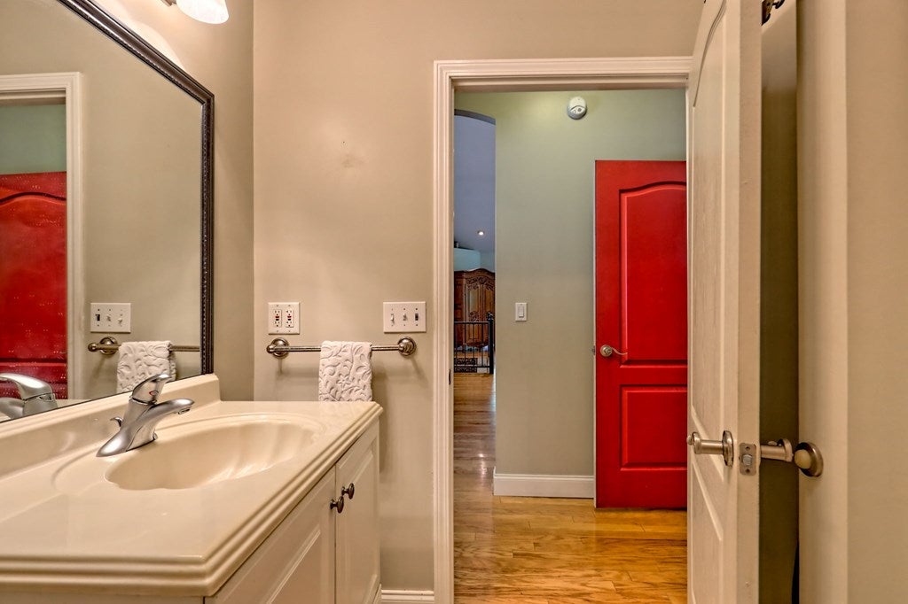Blairsville, Georgia, 30512, United States, 4 Bedrooms Bedrooms, ,3 BathroomsBathrooms,Residential,For Sale,1827320