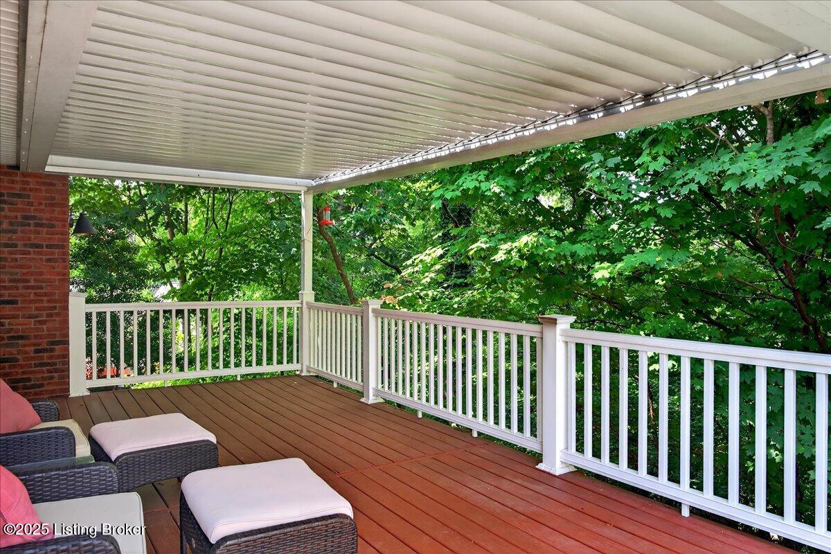 Louisville, Kentucky, 40214, United States, 4 Bedrooms Bedrooms, ,4 BathroomsBathrooms,Residential,For Sale,1911574