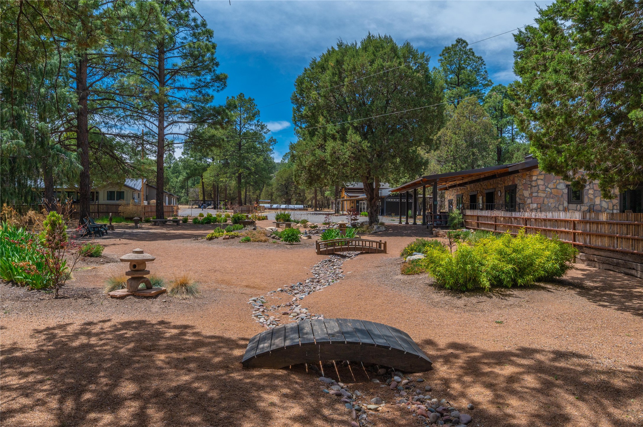  101 and 200 Meadow Lane - Sky Fire Ranch - 物件實景