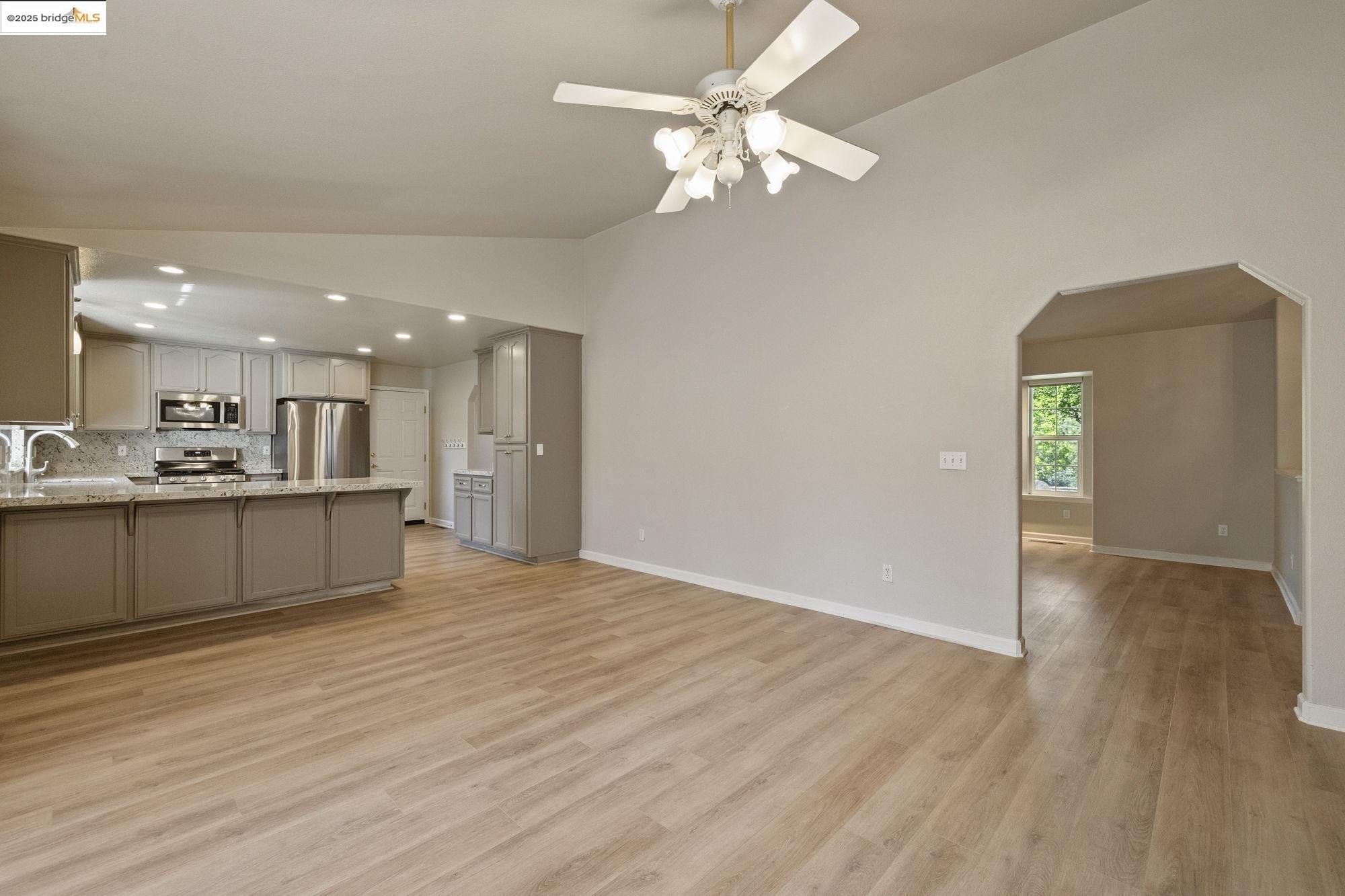Sonora, California, 95370, United States, 3 Bedrooms Bedrooms, ,2 BathroomsBathrooms,Residential,For Sale,1916057