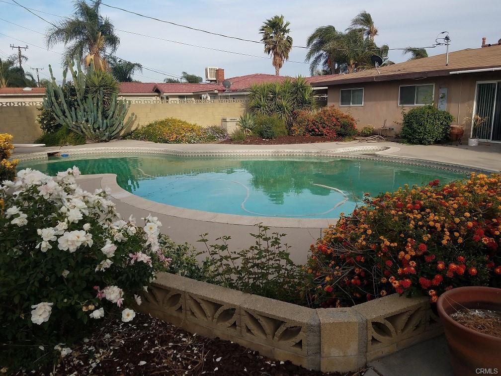 Rialto, California, 92377, United States, 3 Bedrooms Bedrooms, ,2 BathroomsBathrooms,Residential,For Sale,1978285