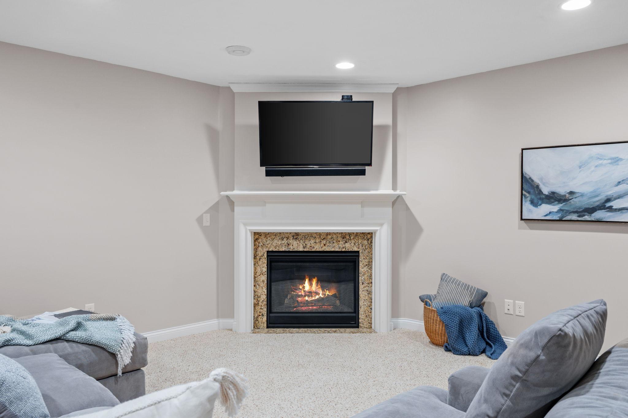 Minnetonka, Minnesota, 55343, United States, 5 Bedrooms Bedrooms, ,3 BathroomsBathrooms,Residential,For Sale,1987547