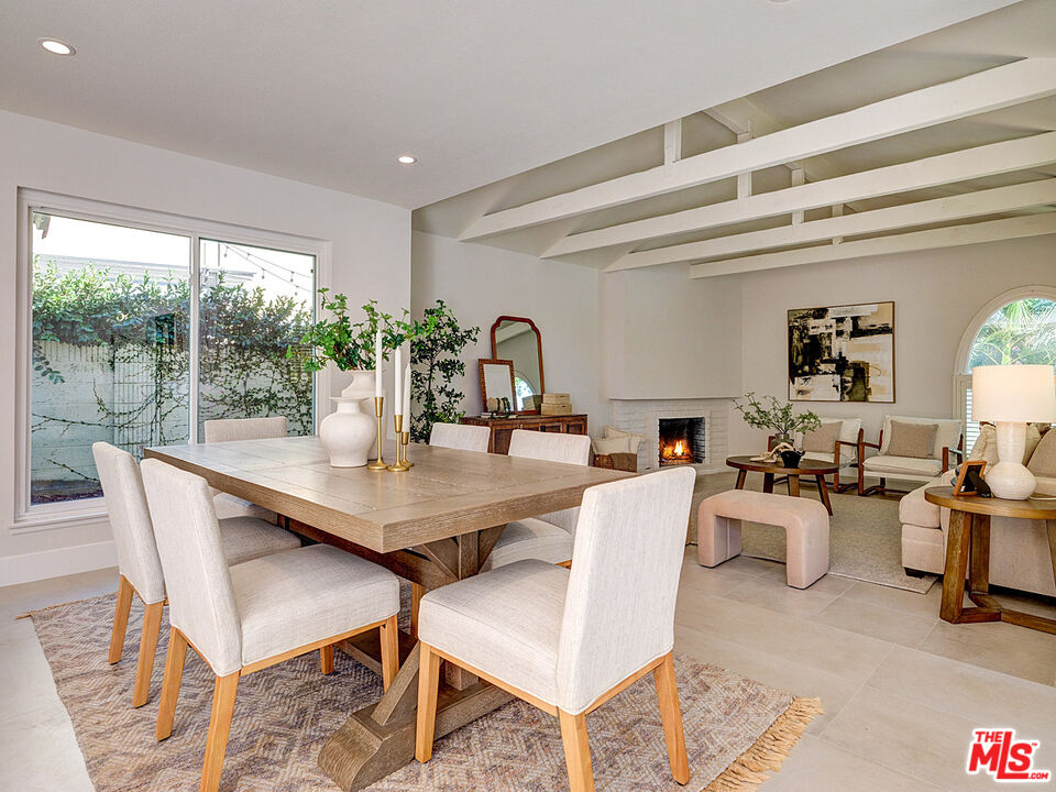 Huntington Beach, California, 92649, United States, 3 Bedrooms Bedrooms, ,2 BathroomsBathrooms,Residential,For Sale,2003446