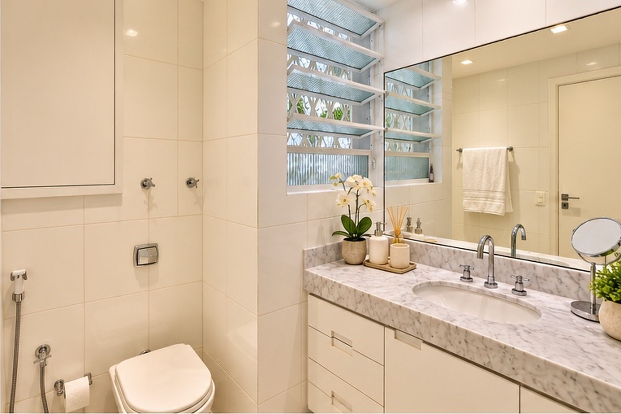  Renovated apartment with an architect-designed project in Copacabana - 物件實景