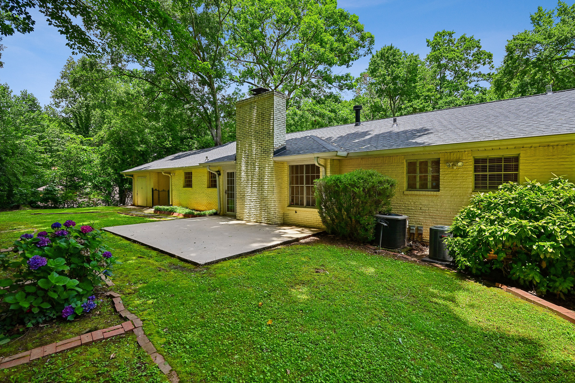  Charming Ranch Home Blends Space, Convenience, and Flexibility - 物件實景
