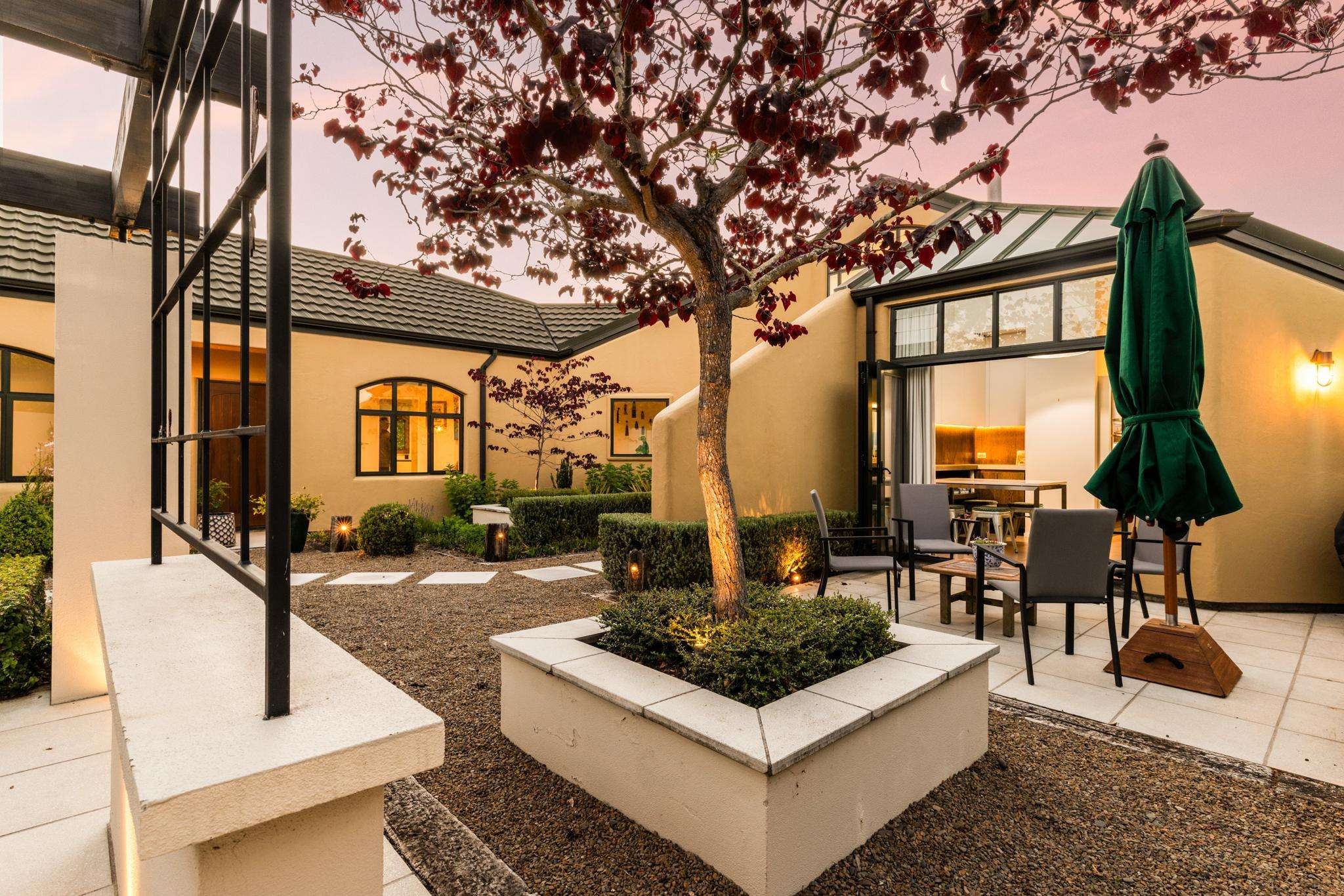  100 Kopanga Road - 物件實景