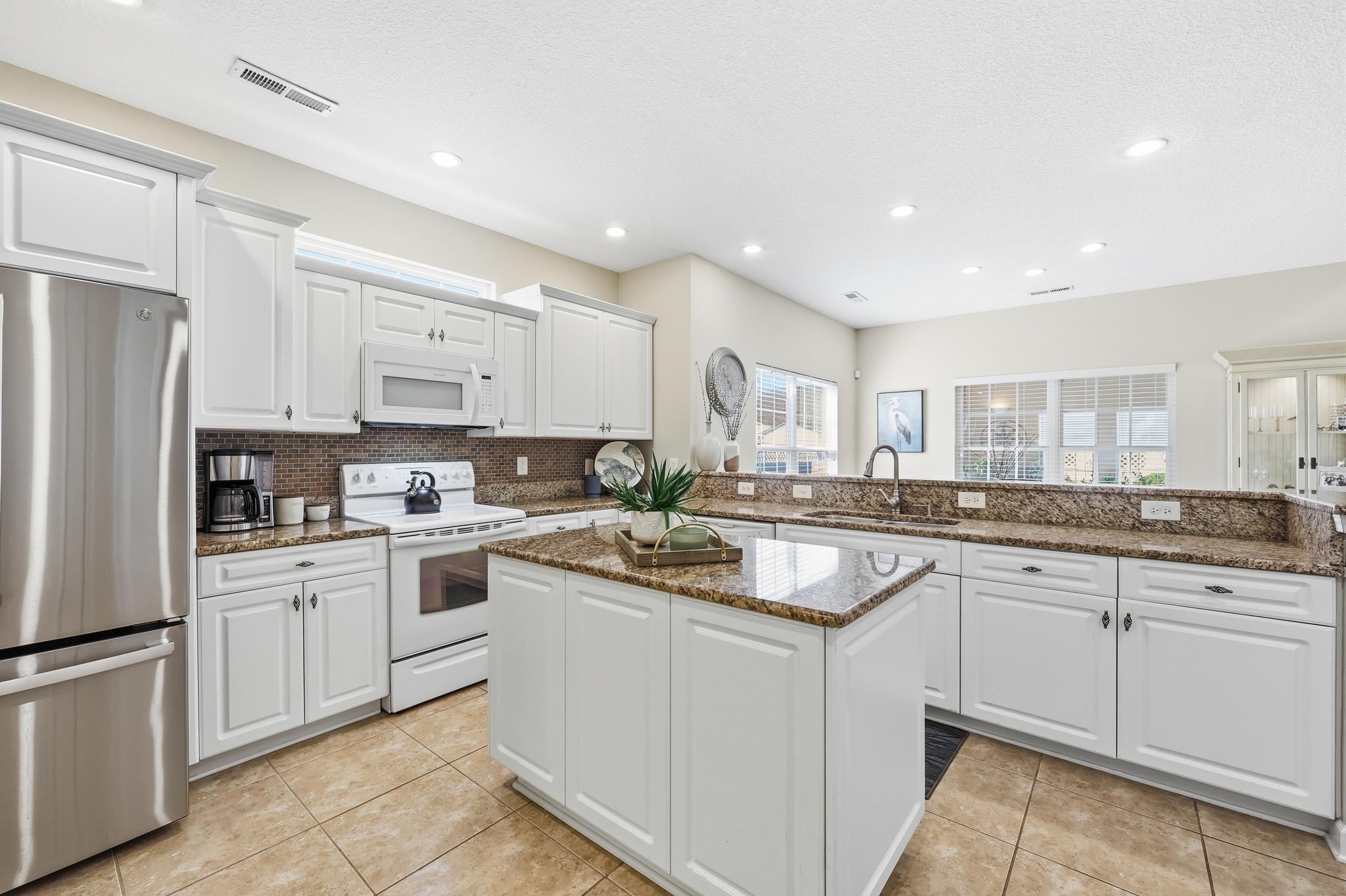 Murrells Inlet, South Carolina, 29576, United States, 3 Bedrooms Bedrooms, ,2 BathroomsBathrooms,Residential,For Sale,2038858
