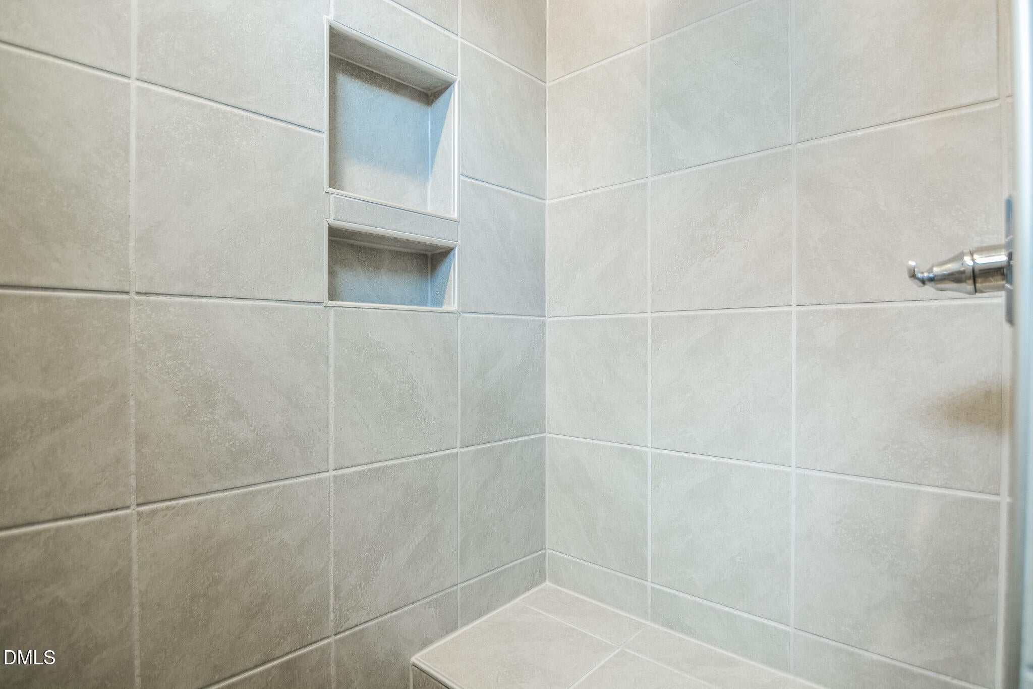 Clayton, North Carolina, 27527, United States, 3 Bedrooms Bedrooms, ,3 BathroomsBathrooms,Residential,For Sale,1958023