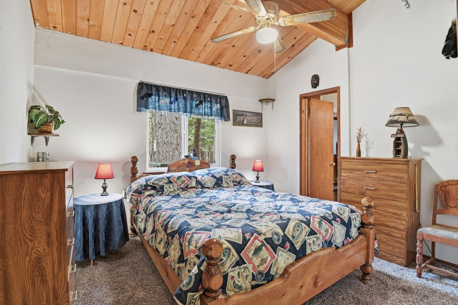 Tahoma, California, 96142, United States, 4 Bedrooms Bedrooms, ,2 BathroomsBathrooms,Residential,For Sale,2003437