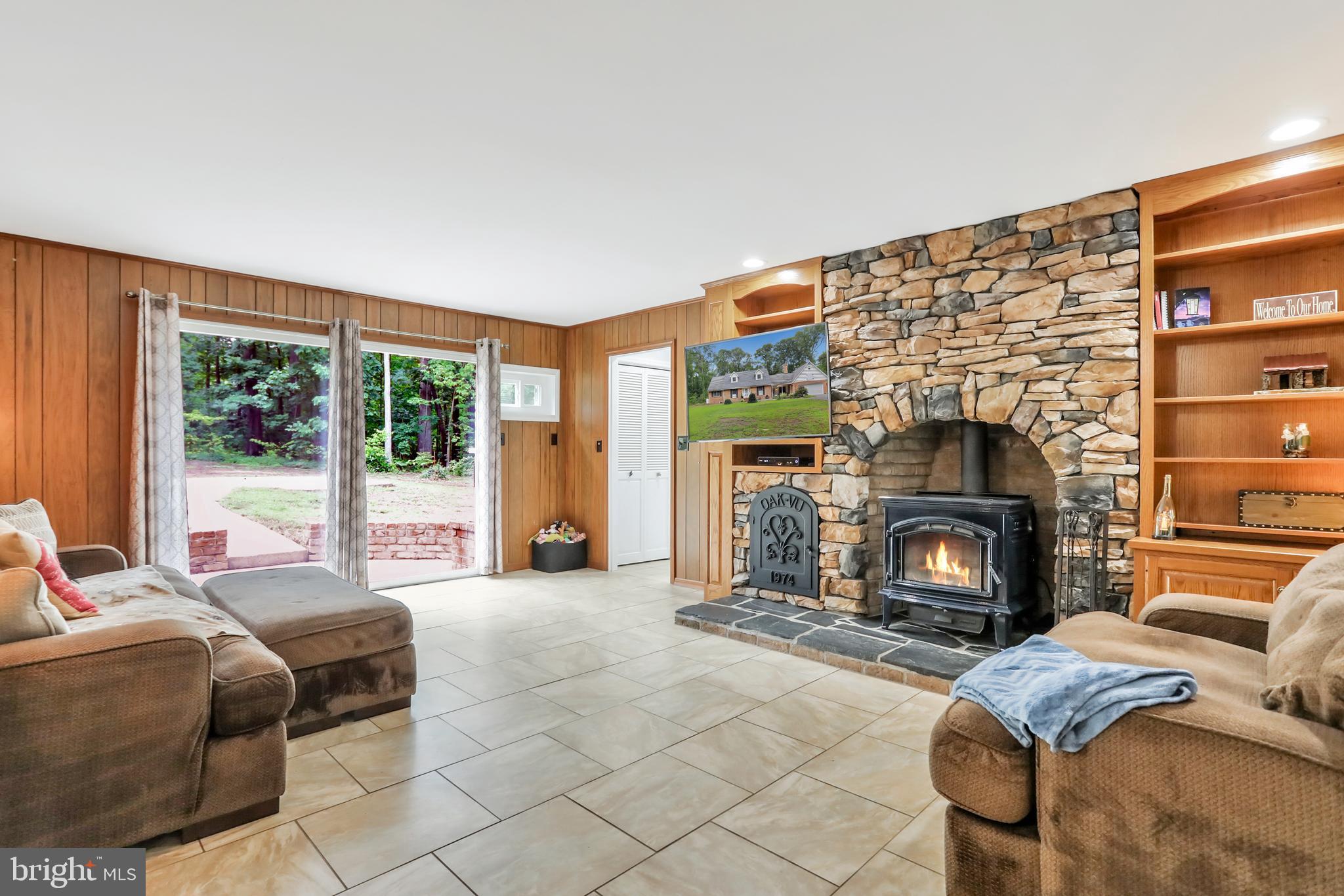 Mercersburg, Pennsylvania, 17236, United States, 4 Bedrooms Bedrooms, ,3 BathroomsBathrooms,Residential,For Sale,1978104