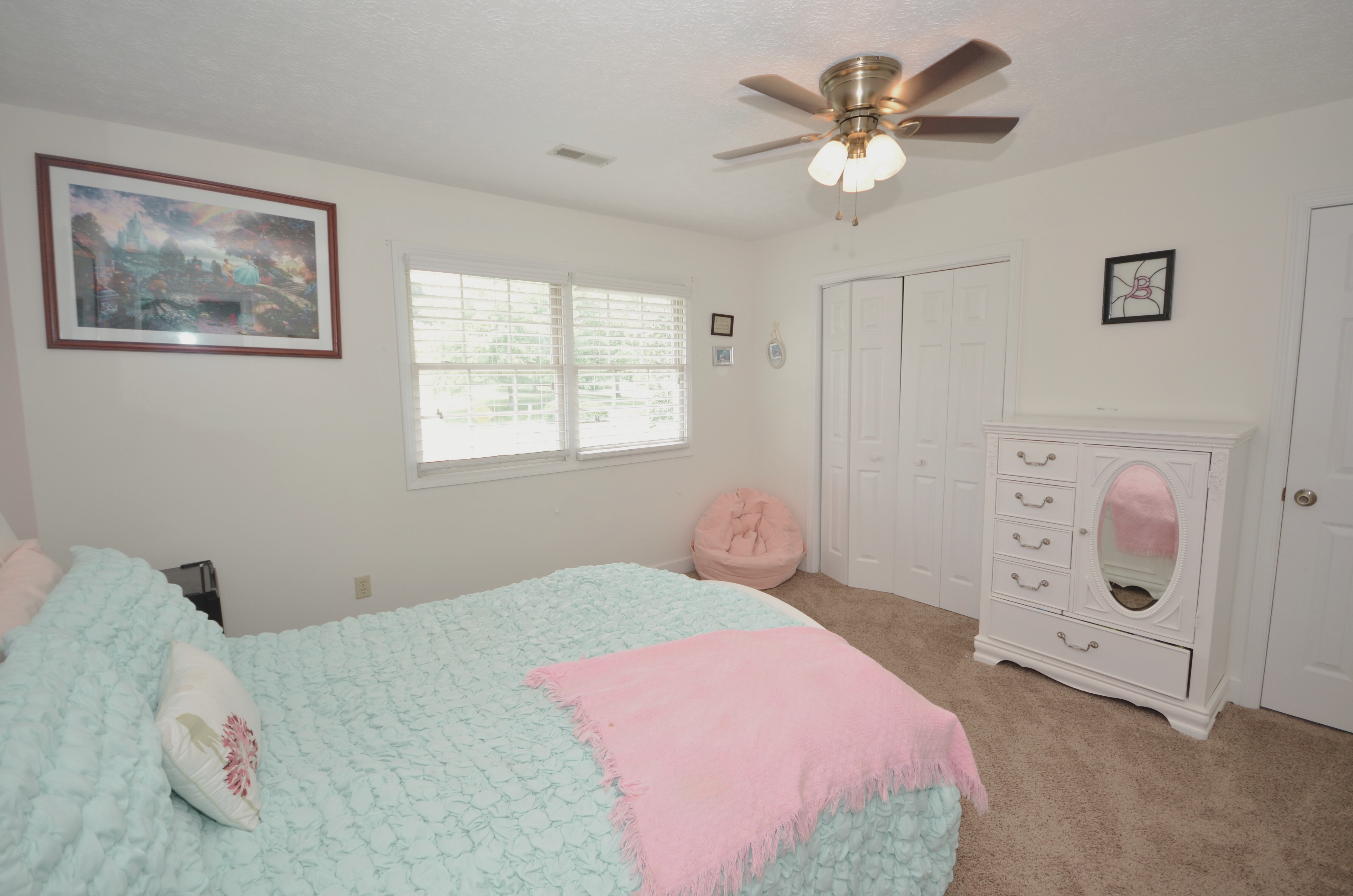 Kodak, Tennessee, 37764, United States, 4 Bedrooms Bedrooms, ,3 BathroomsBathrooms,Residential,For Sale,1887737